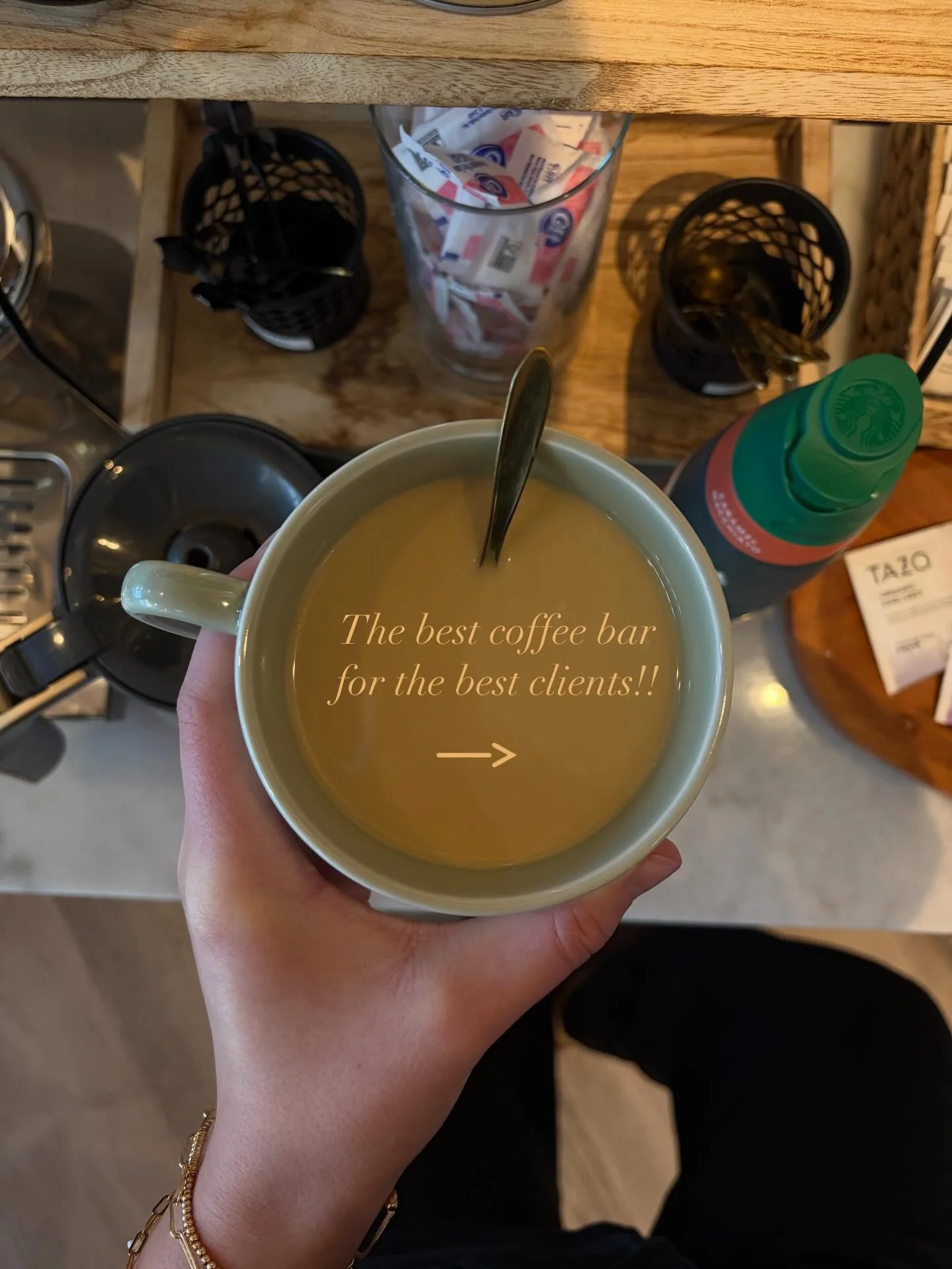 We love a cute coffee corner!!
#refreshments #cozycoffeecorner #salonfousheeandspa