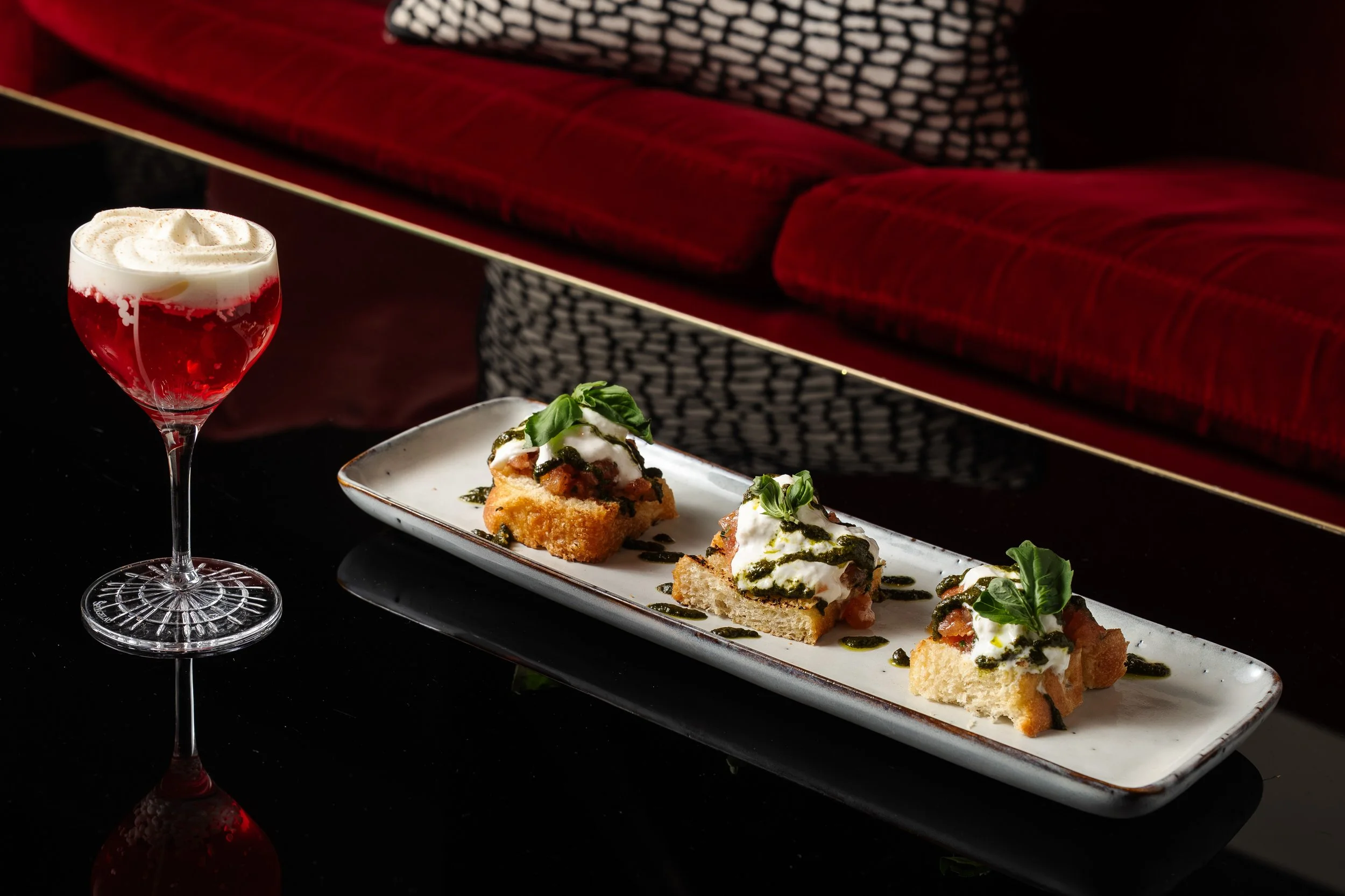 Nadine Schönfeld Photography Berlin - Moderne Eventreportage & Storytelling Events Catering Restaurant Hospitality Hotel Drinks Food Fine Dining 