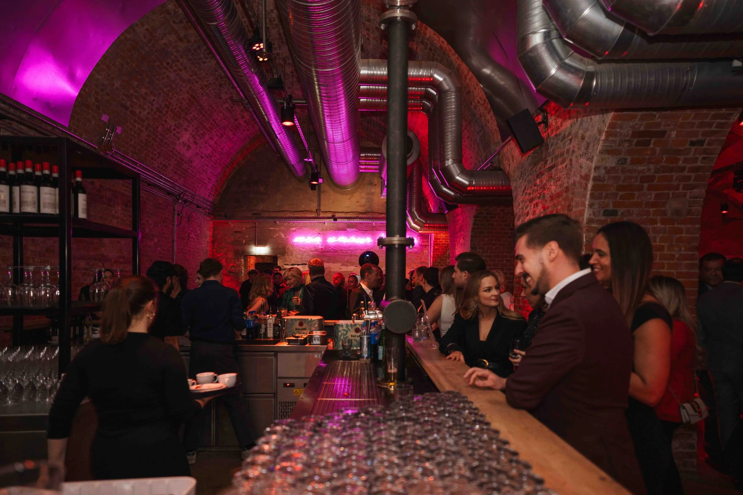 DEEP Eventlocation Hospitality Gastro Food Drinks Business Restaurant Events Bar Berlin Deutschland Nadine Schönfeld Photography