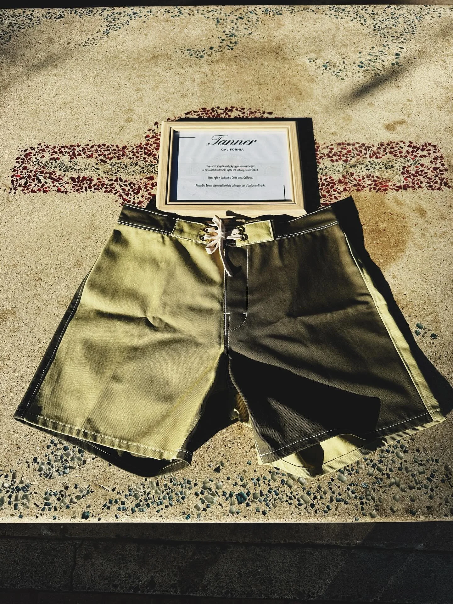 We are super stoked to share with you another amazing raffle prize. 
Some lucky winner is going to be getting a pair of amazing @tannercalifornia trunks. These bad boys are hand made by Tanner Prairie himself right in Costa Mesa. 
Contestants and l