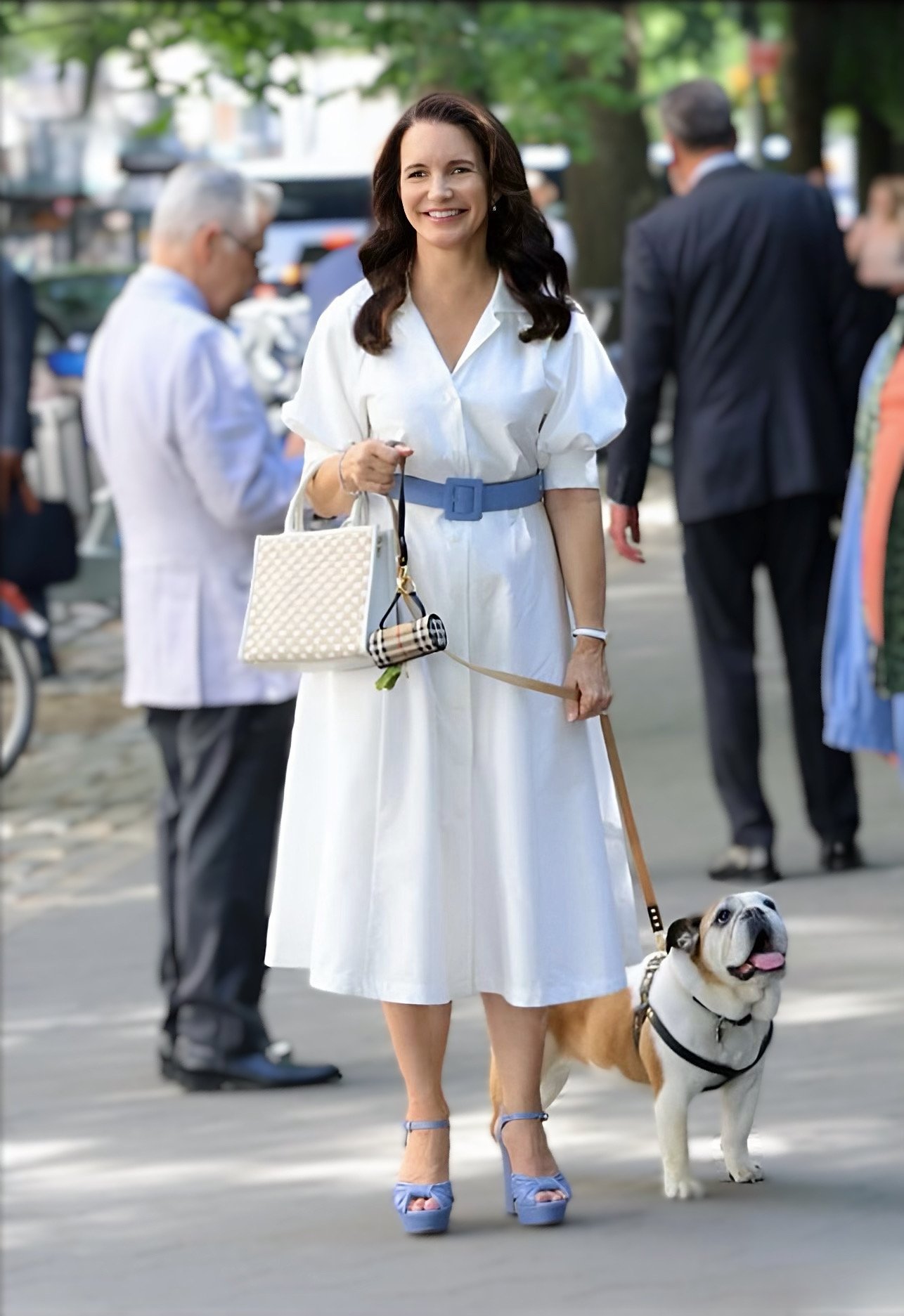 Kristin Davis in AJLT carrying a Rafe tote.JPG
