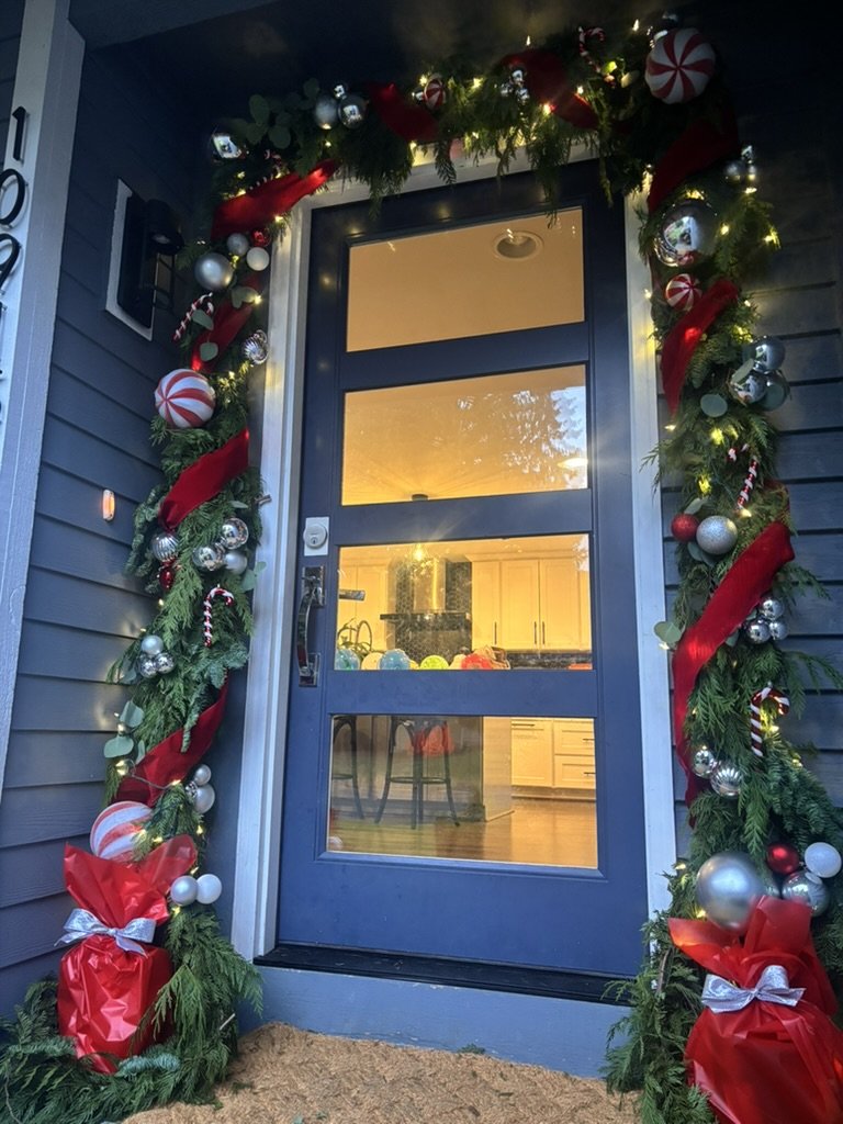 Deluxe Christmas Doorway Arch