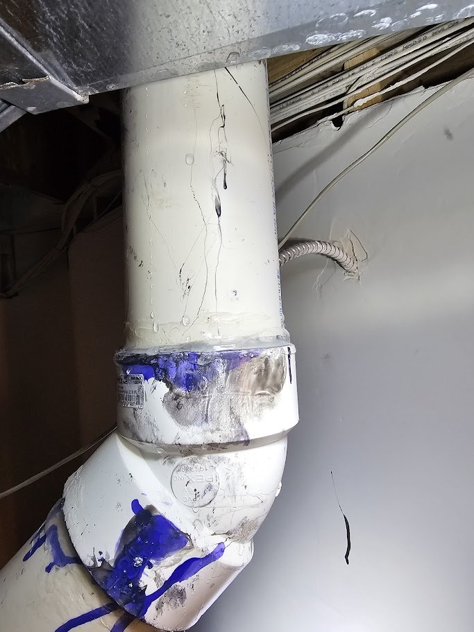 CSA B149.1 and Ontario's gas safety regulations, flue vent systems must be mechanically secured and installed according to the manufacturer's instructions. The code prohibits the use of unapproved adhesives or glue to secure flue vent components, as