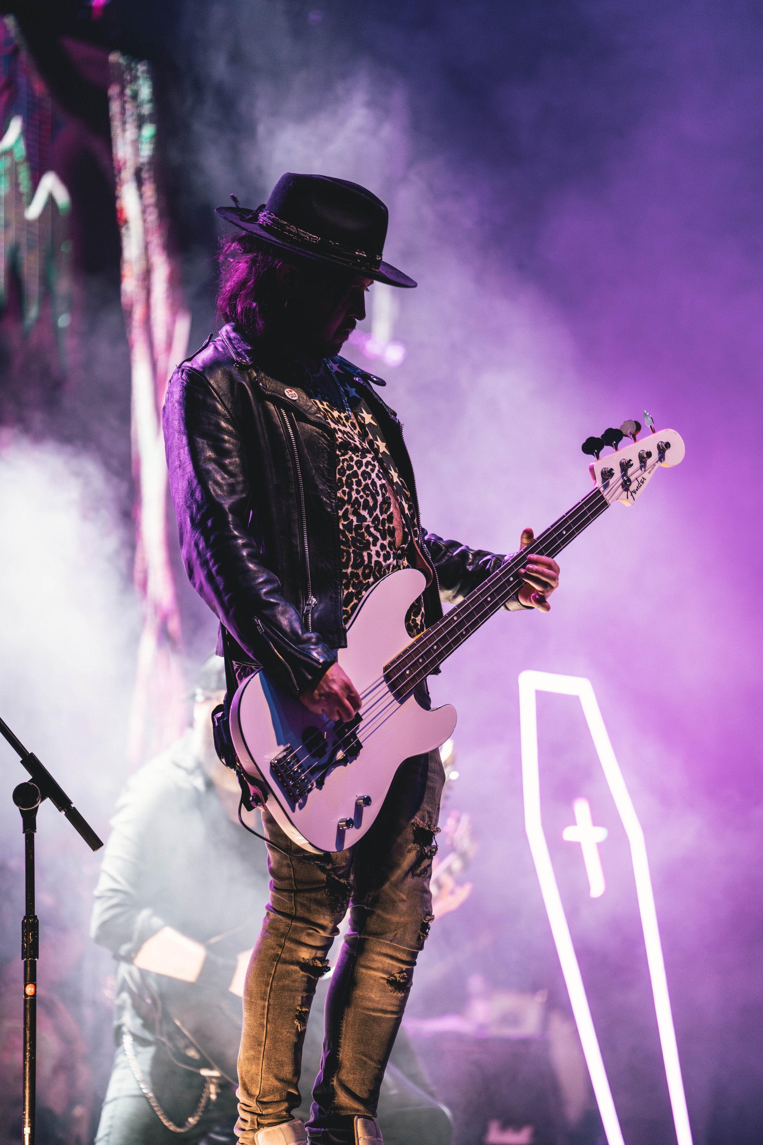 SOUTH OF SALEM_13.jpg