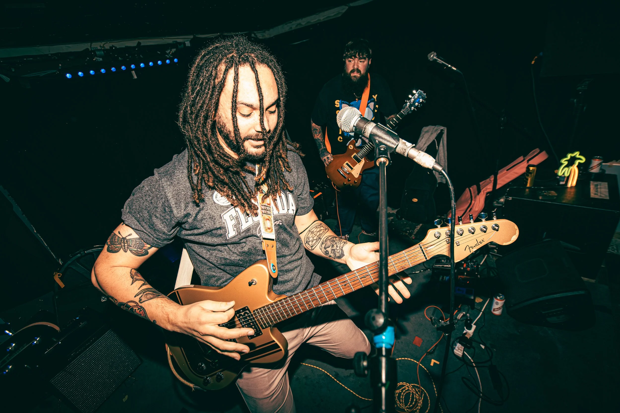 WornOut_SebrightArms_Fun_LuxuryApartments_Buds-94.jpg