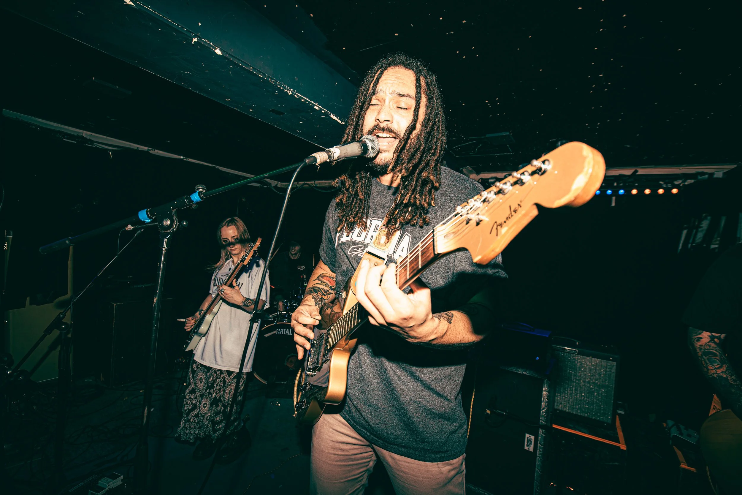 WornOut_SebrightArms_Fun_LuxuryApartments_Buds-90.jpg