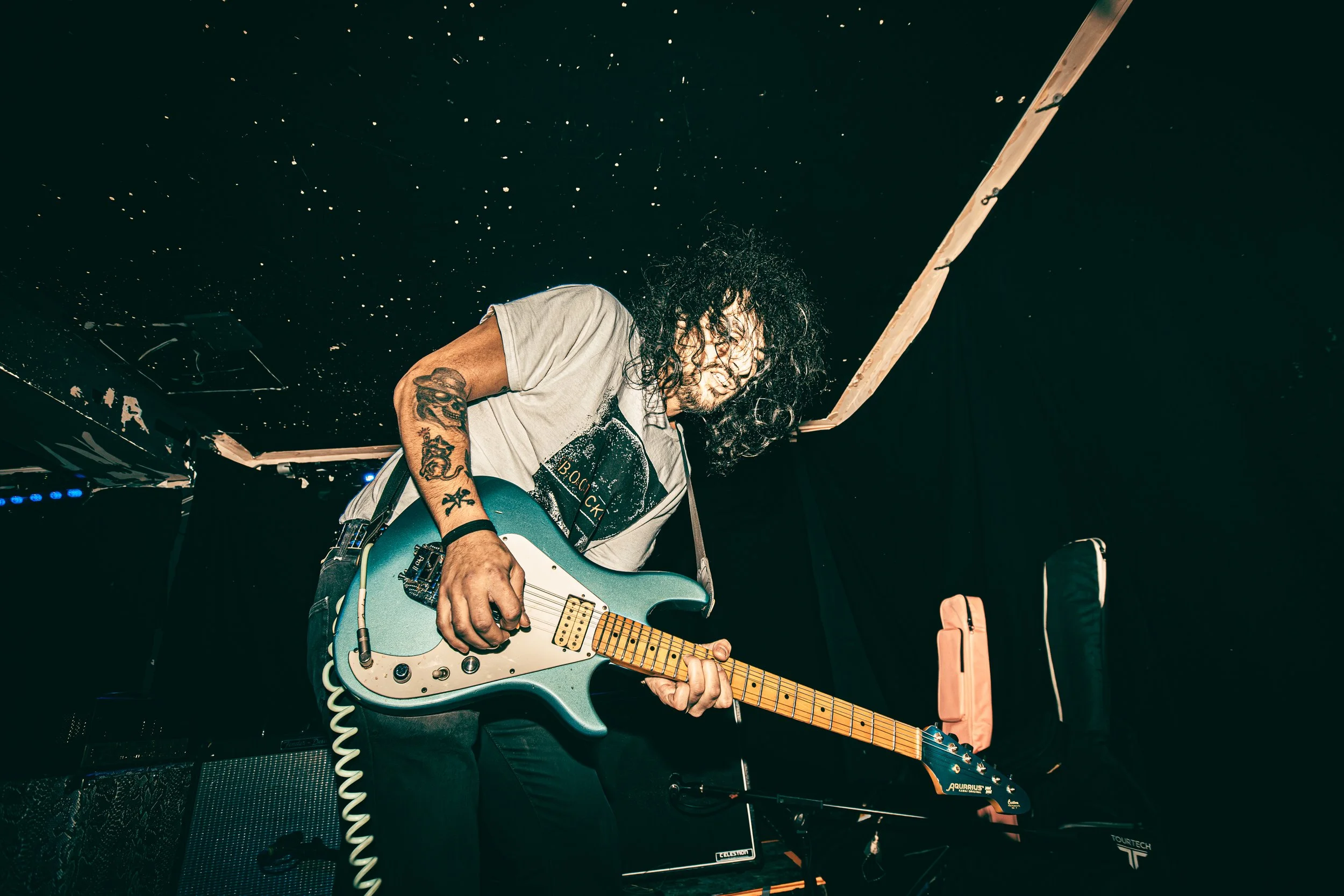 WornOut_SebrightArms_Fun_LuxuryApartments_Buds-36.jpg