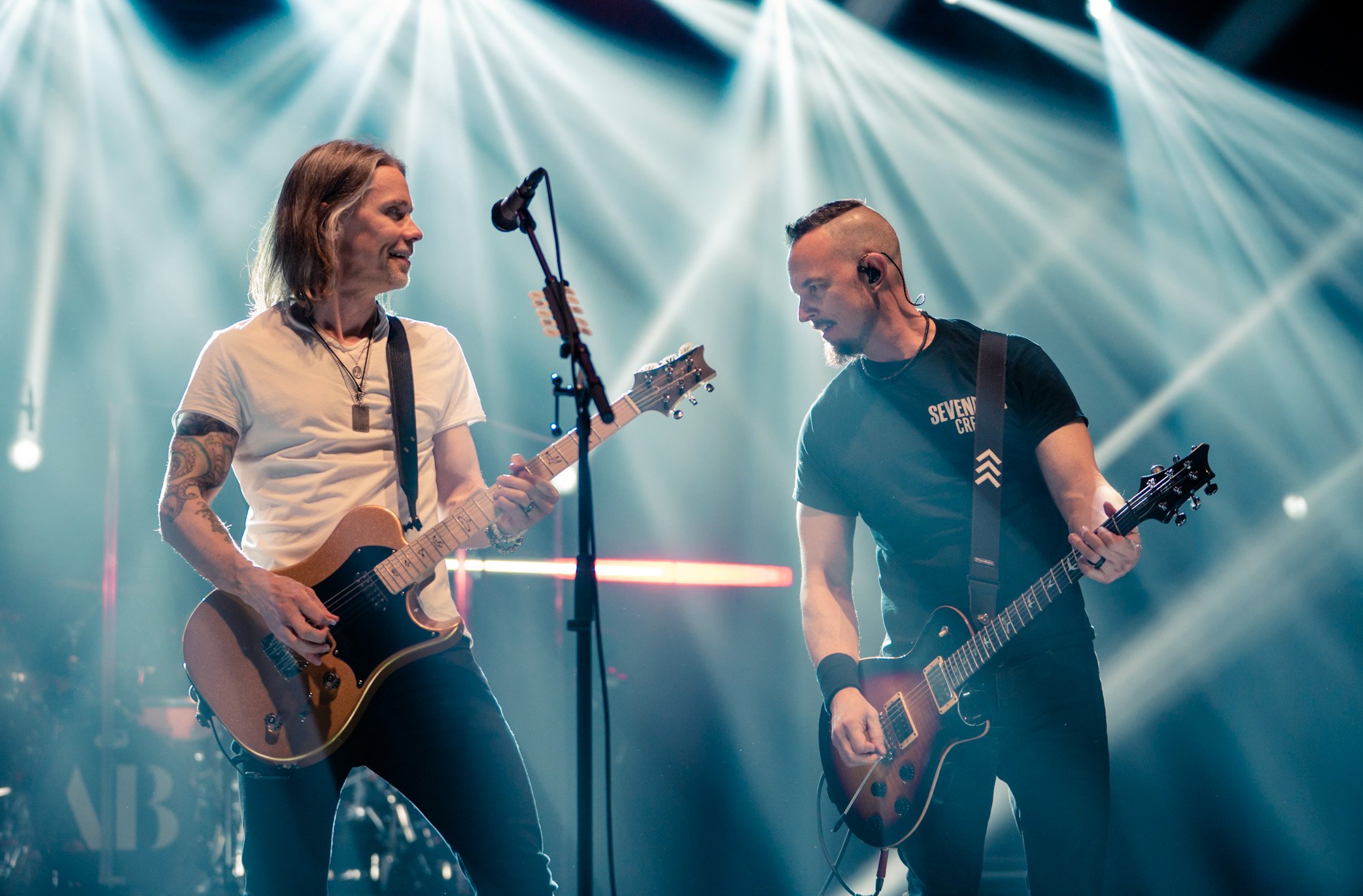 LIVE REVIEW + PHOTOS: ALTER BRIDGE AT THE O2 ARENA, LONDON 04/03/26 (+ DAUGHTRY, SEVENDUST)