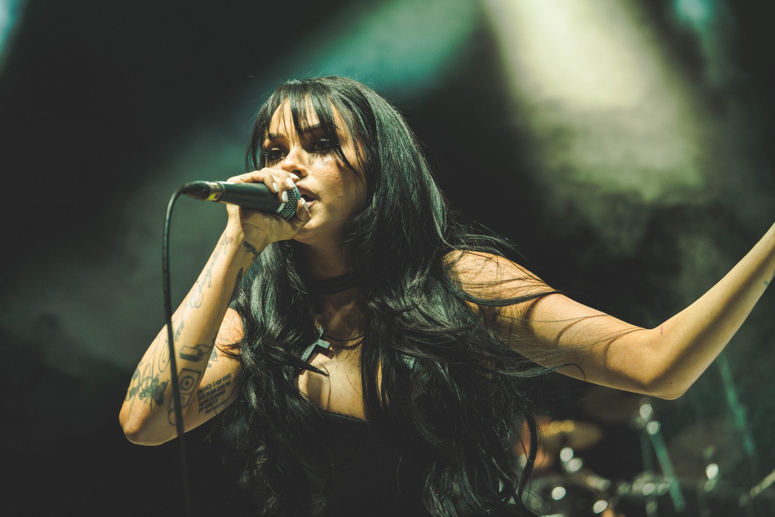 LIVE REVIEW + PHOTOS: MAGGIE LINDEMANN AT THE O2 SHEPHERDS BUSH EMPIRE, LONDON 20/04/26
