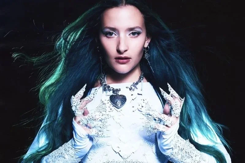 AU/RA RELEASES HIGHLY ANTICIPATED DEBUT ALBUM