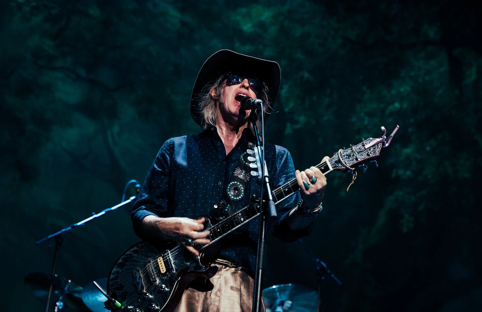 LIVE REVIEW + PHOTOS: THE WATERBOYS AT THE O2 ARENA, LONDON 12/09/26