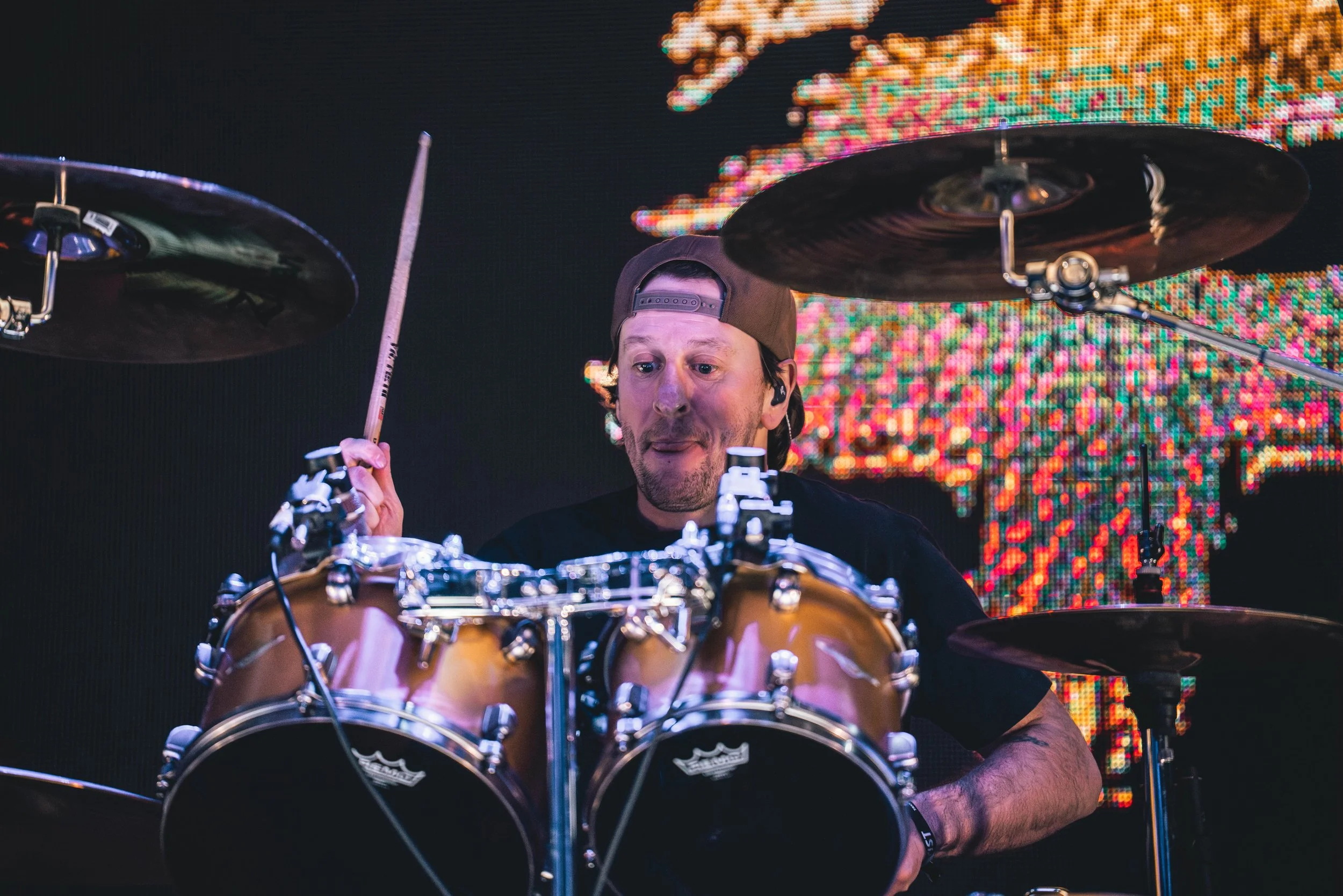 KILL THE LIGHTS_08.jpg