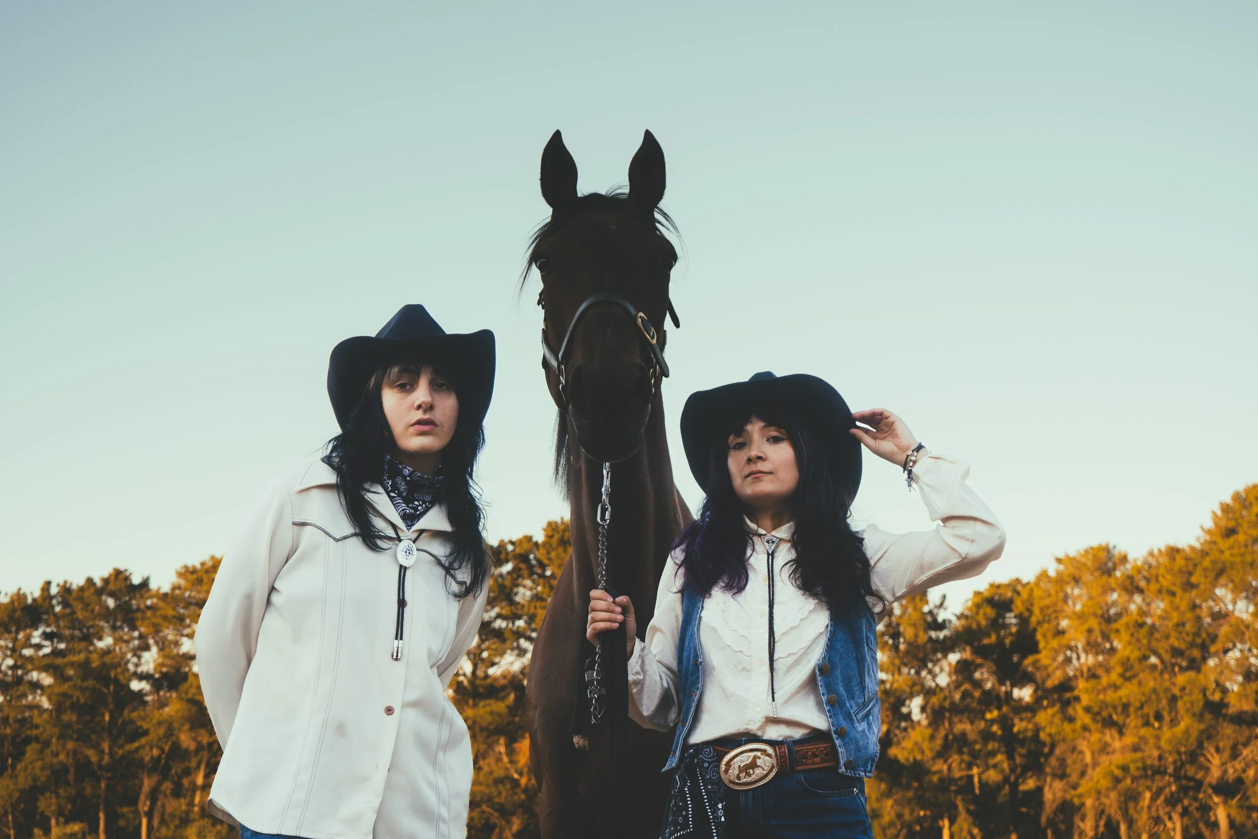 TEENAGE JOANS RELEASE NEW SONG