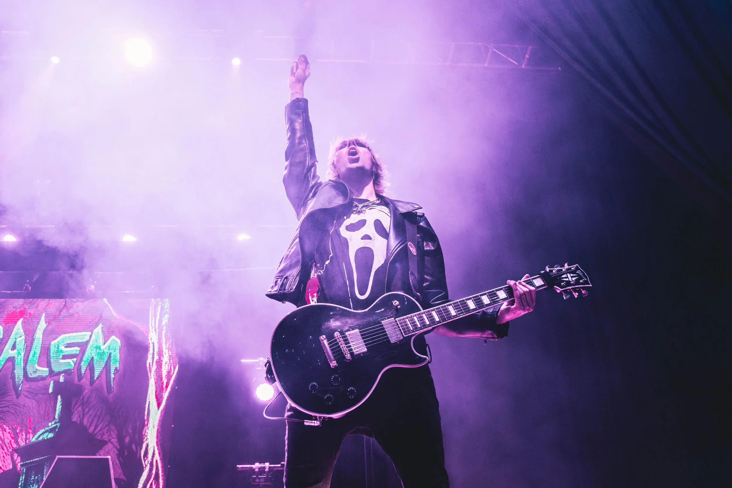 SOUTH OF SALEM_06.jpg