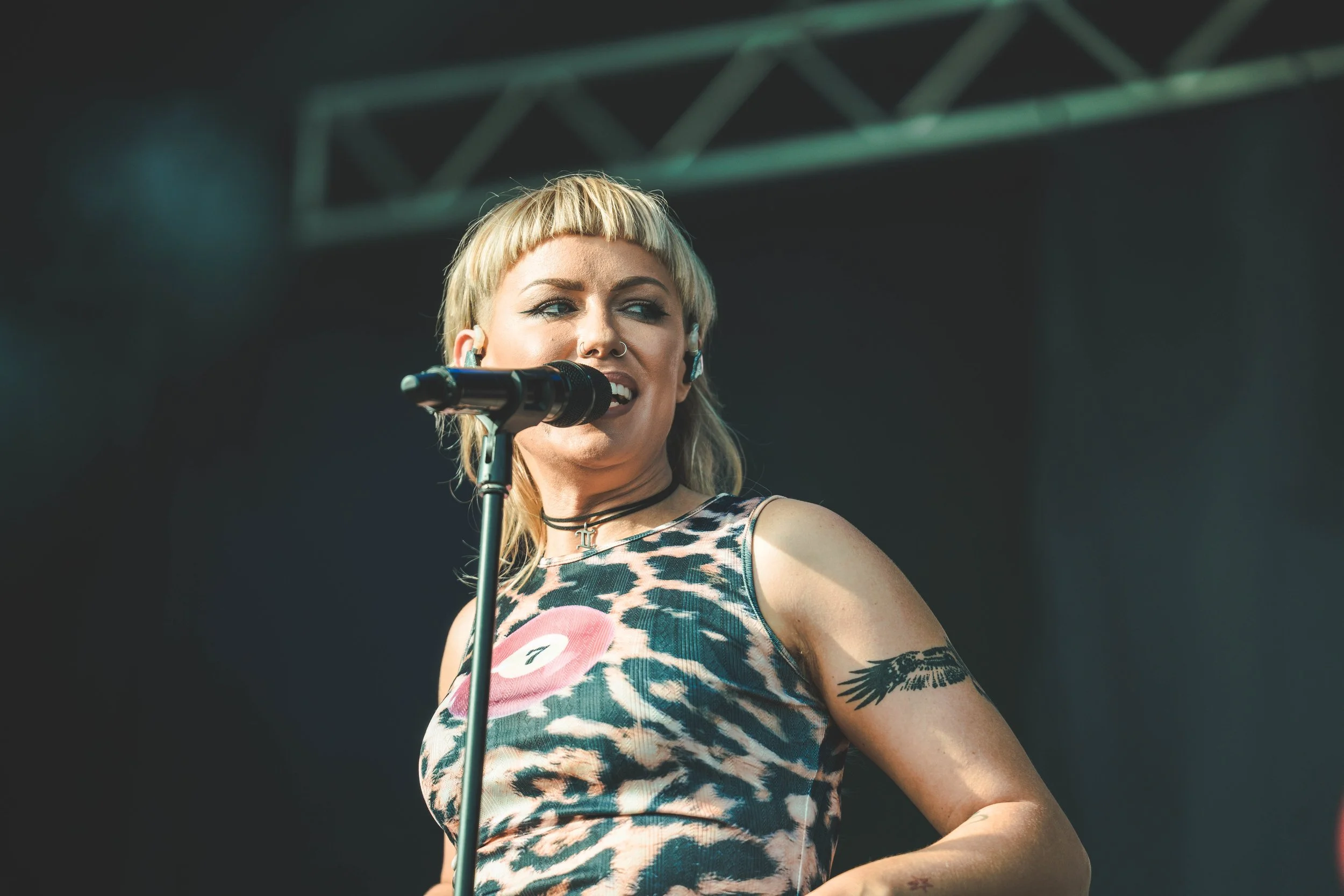 TONIGHT ALIVE_10.jpg