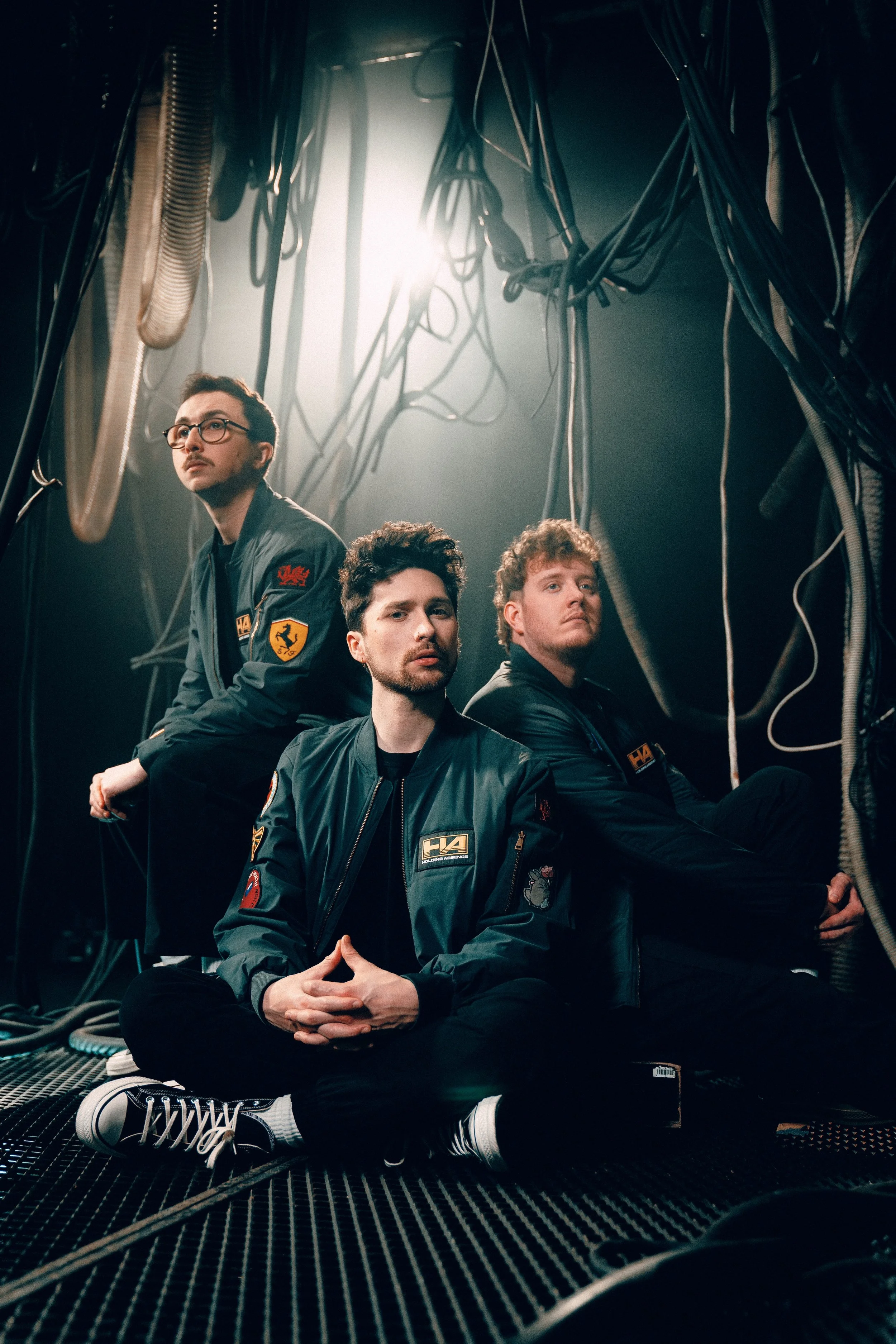HOLDING ABSENCE ANNOUNCE NEW ALBUM