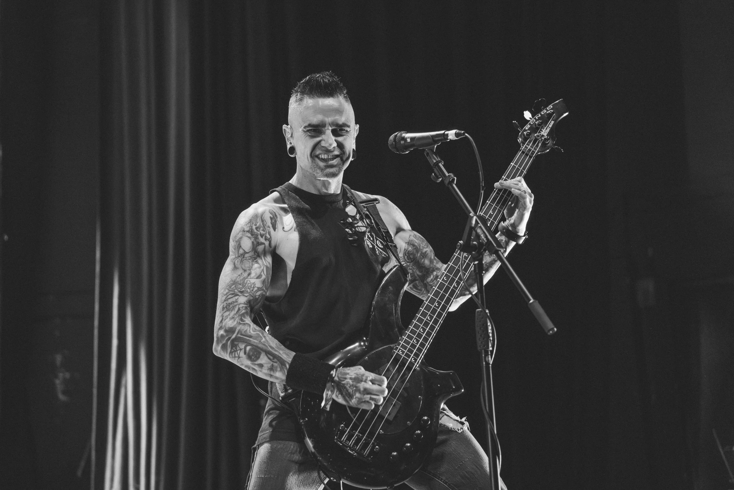 KILL THE LIGHTS_09.jpg