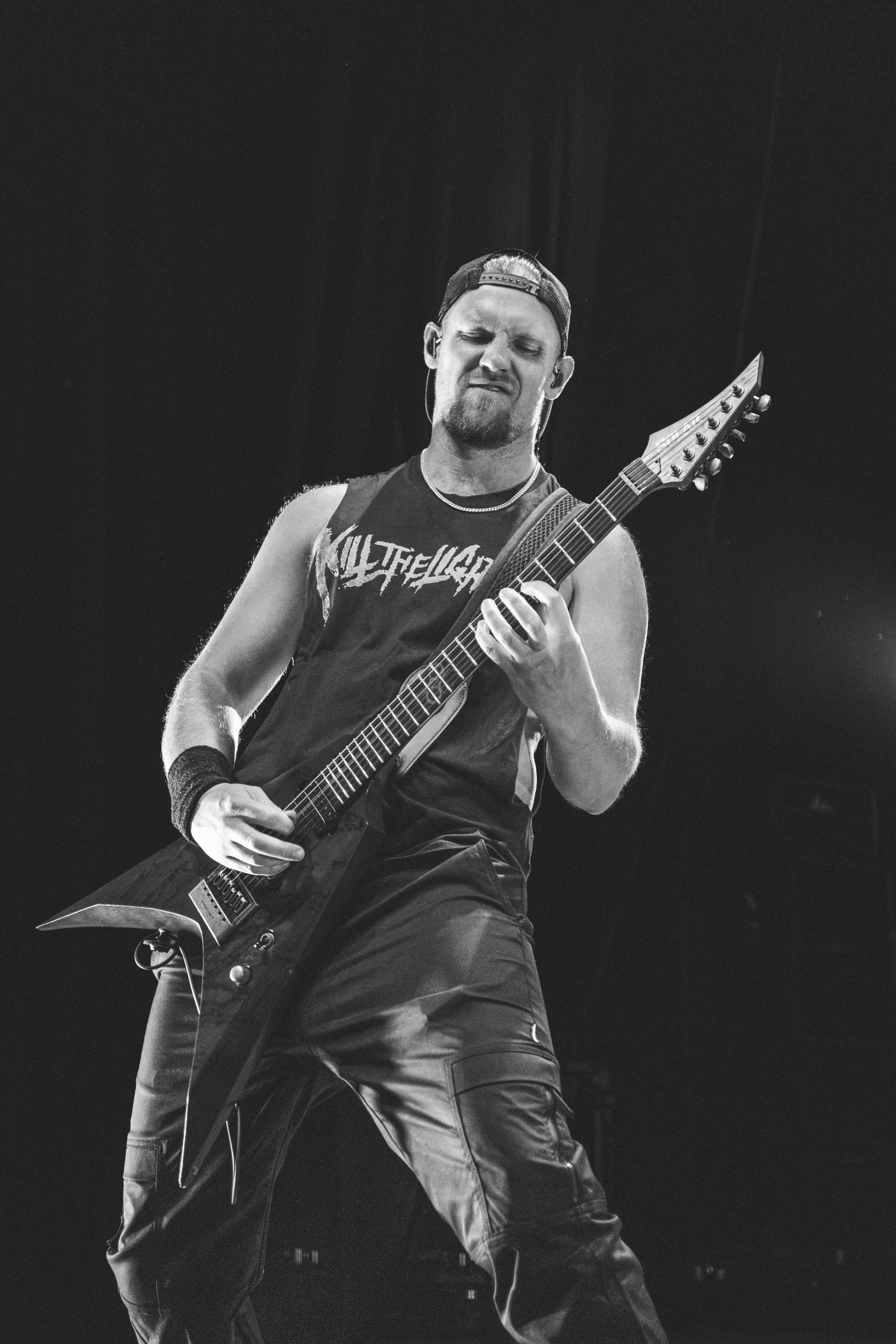 KILL THE LIGHTS_07.jpg