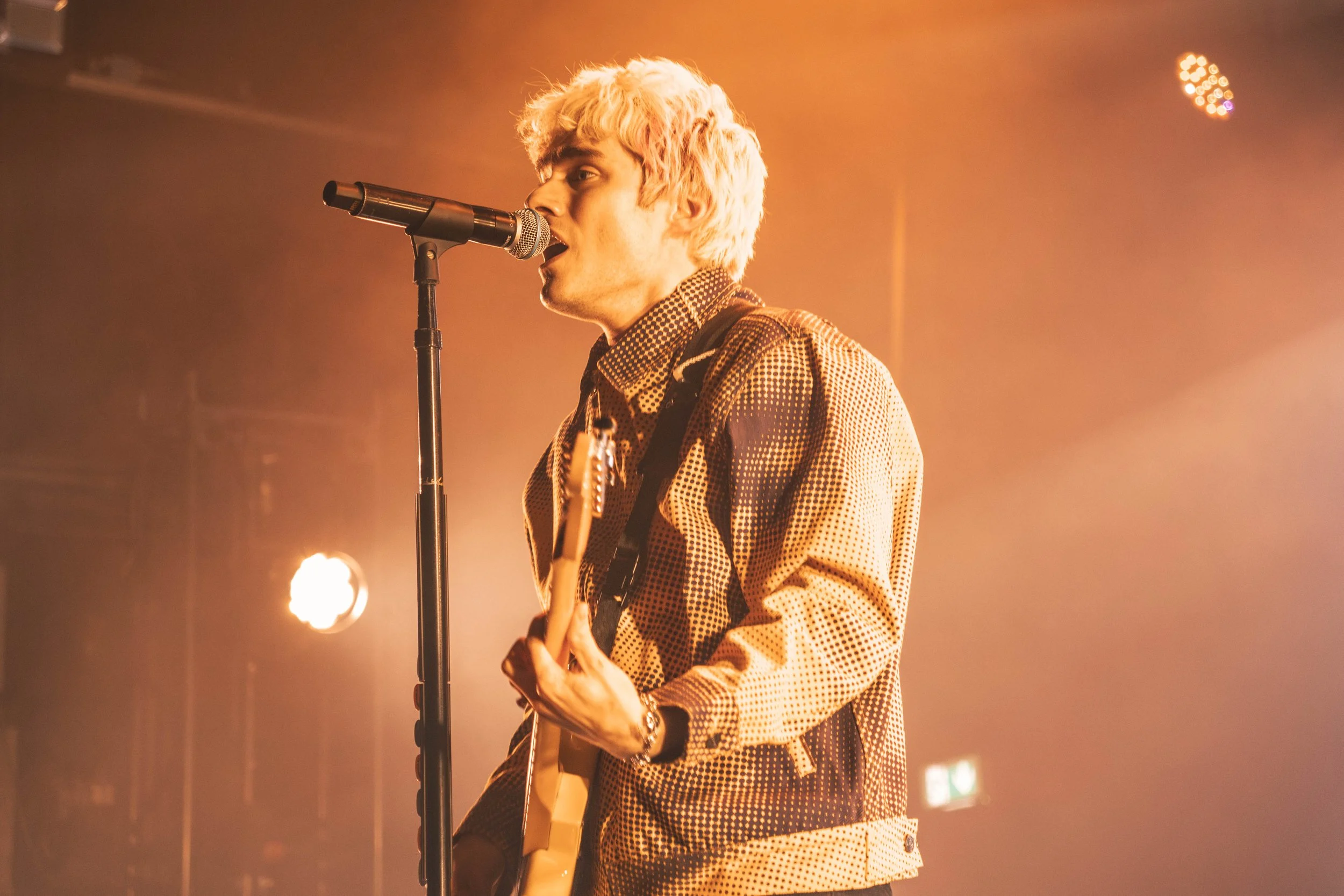 WATERPARKS, MARCH
