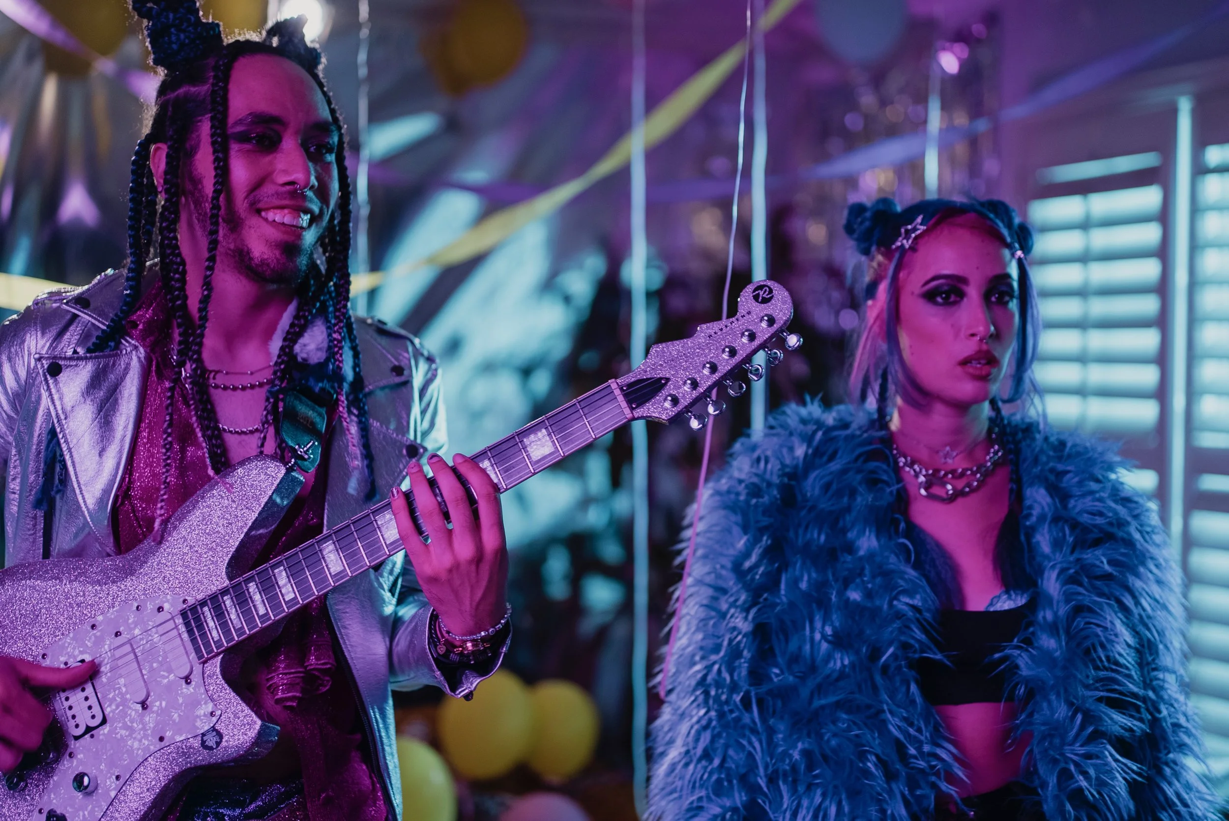 HONEY REVENGE SHARE NEW SINGLE