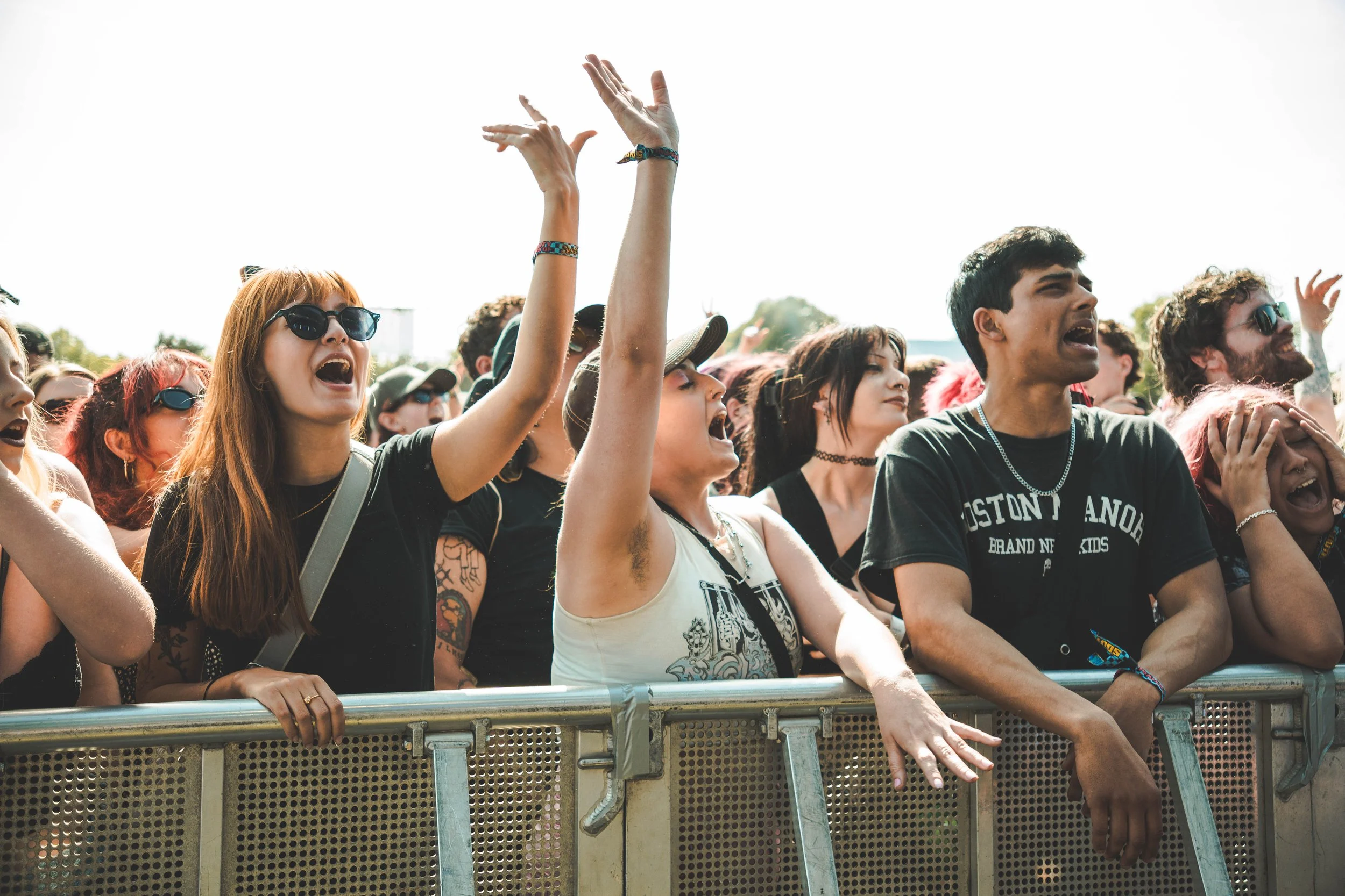 CROWD_05.jpg