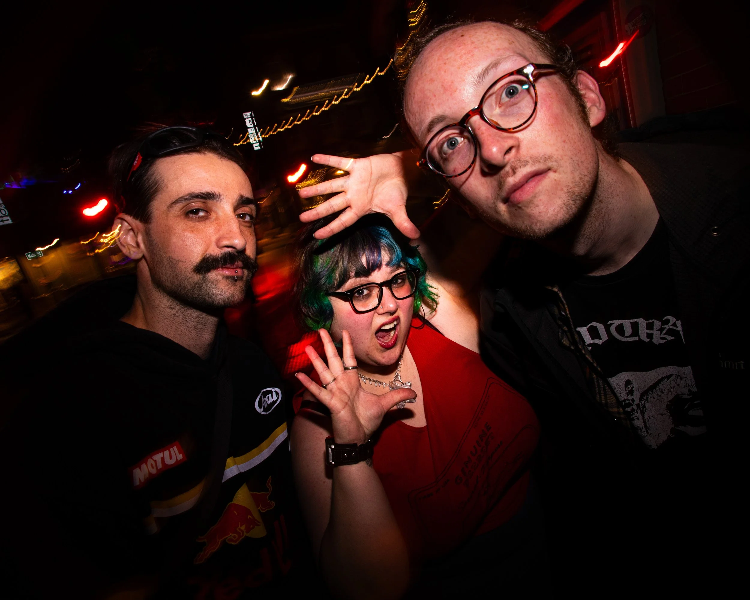 idiotsavant-050926-preview-013.jpg