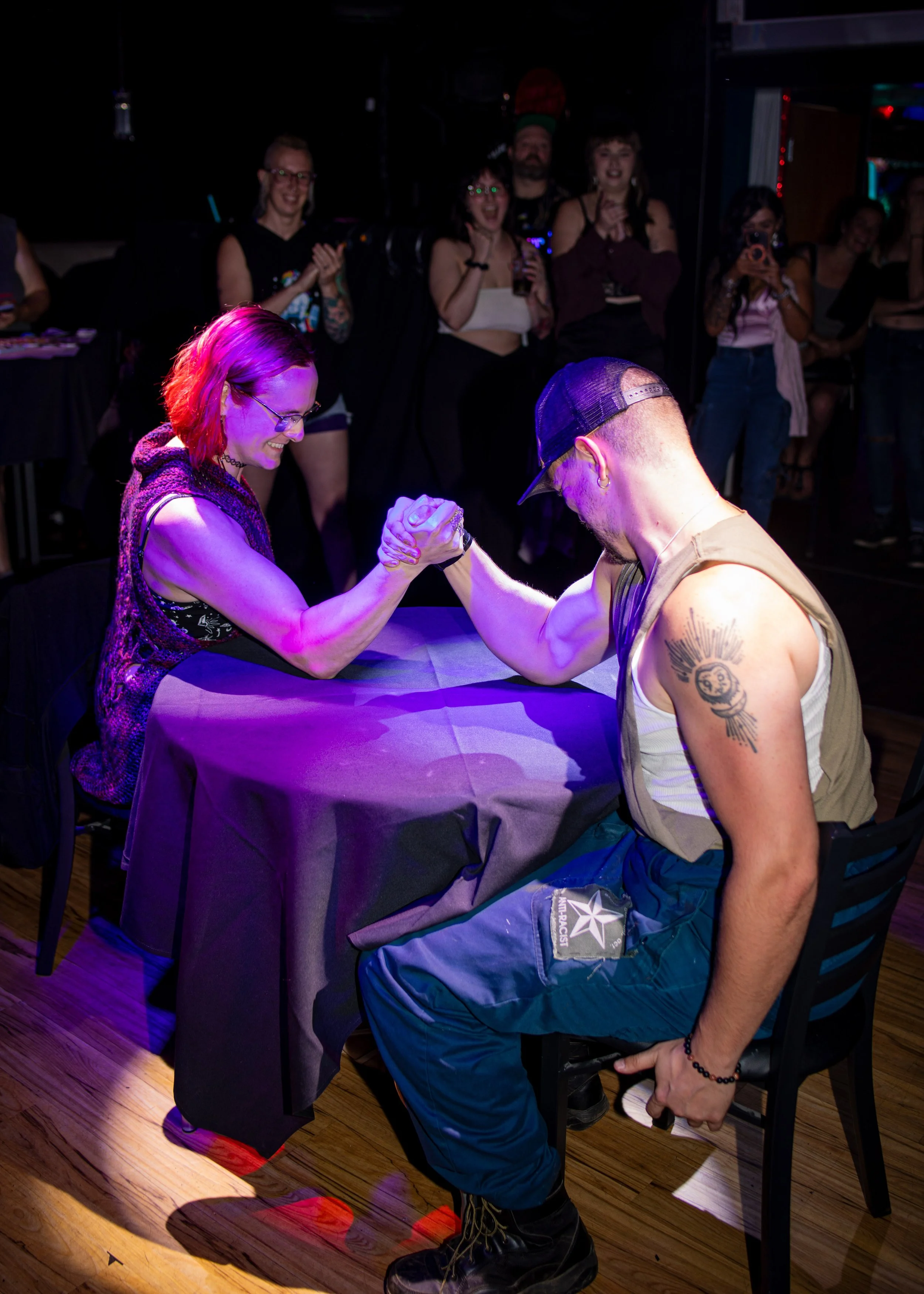 gayarmwrestling-038.jpg