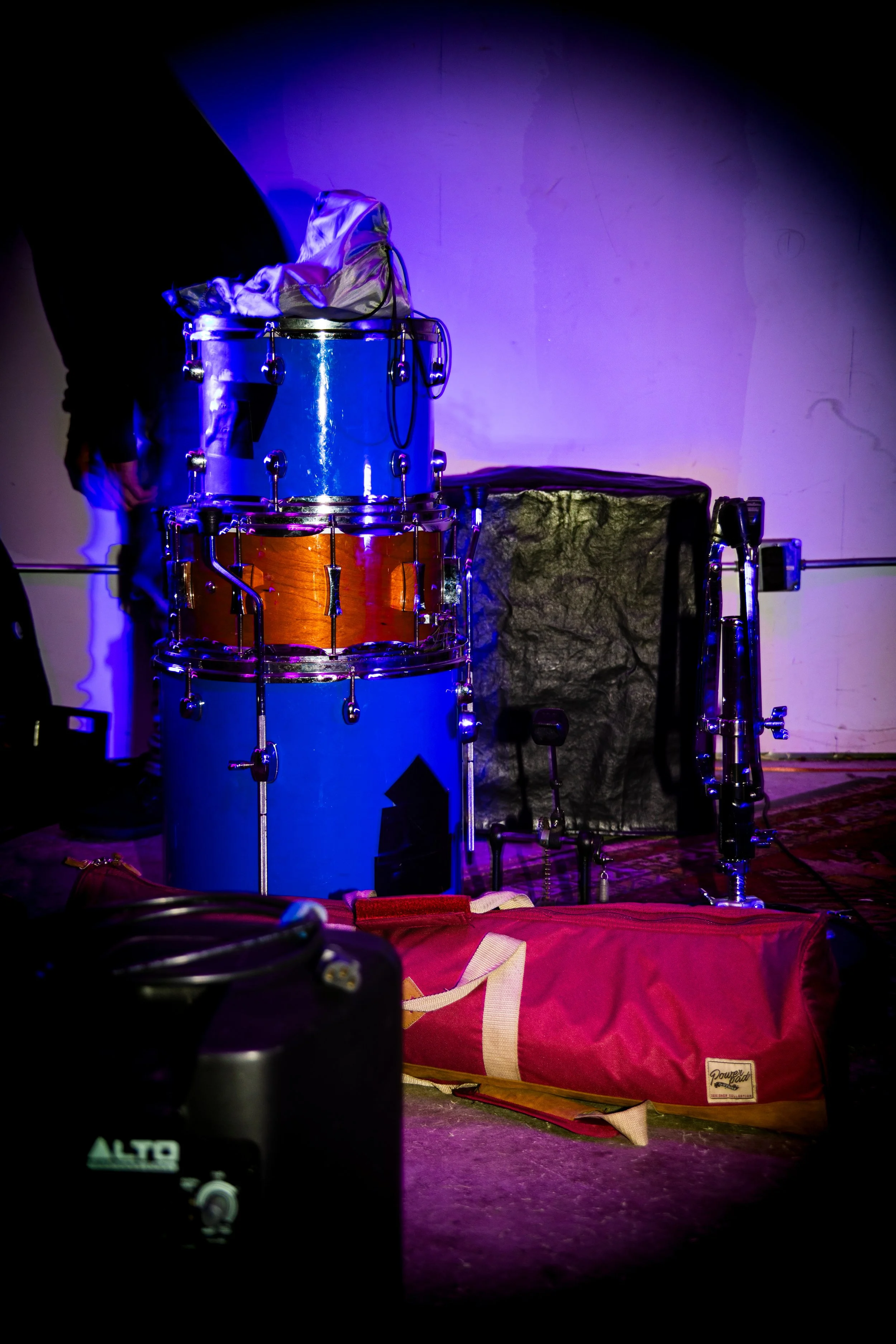 idiotsavant-050926-063.jpg