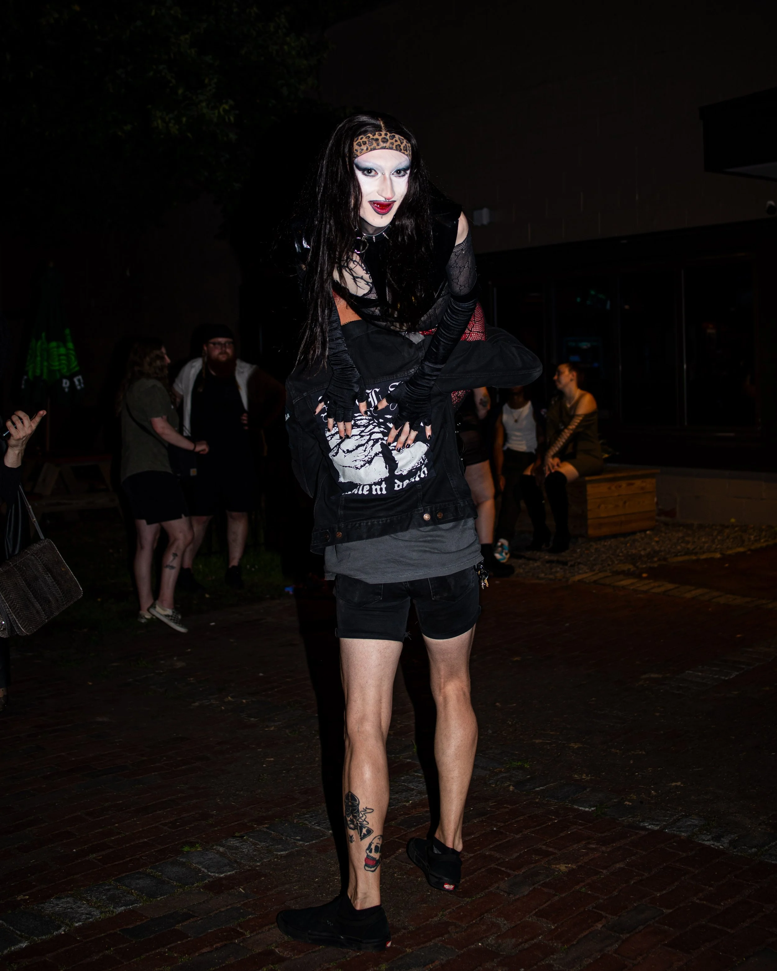 jackielegsbday-080126-124.jpg