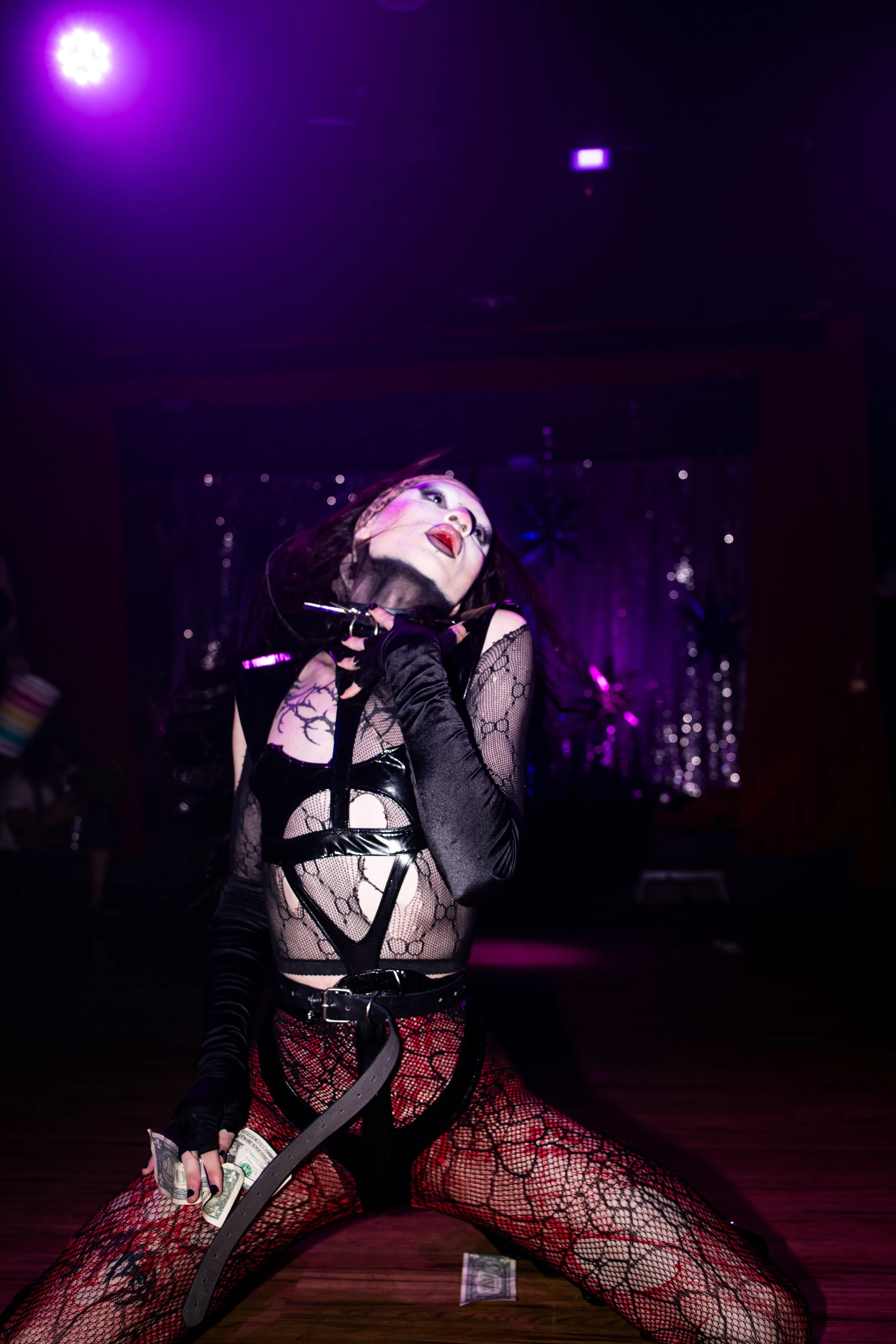 jackielegsbday-080126-051.jpg