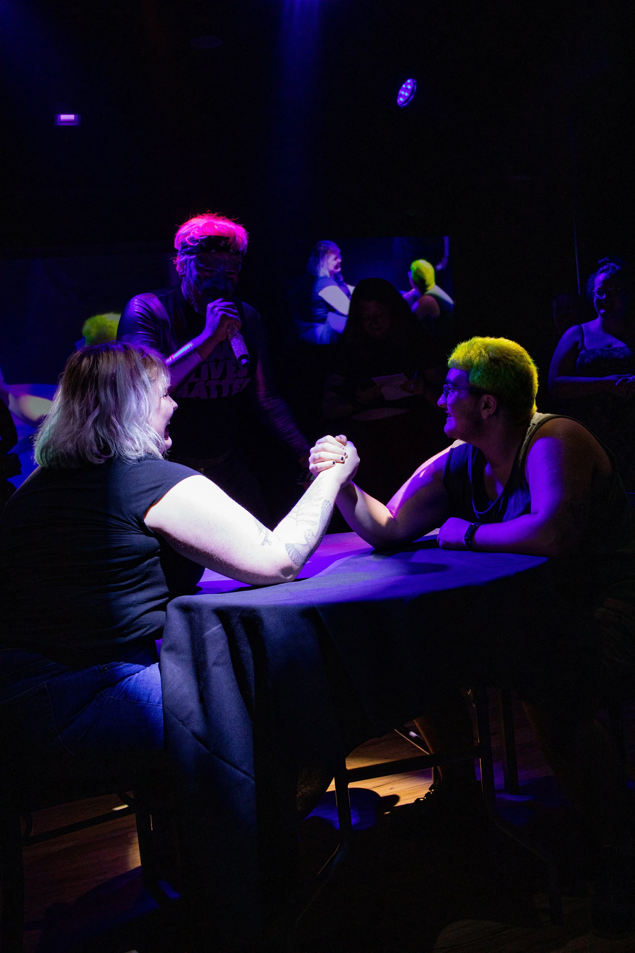 gayarmwrestling-056.jpg