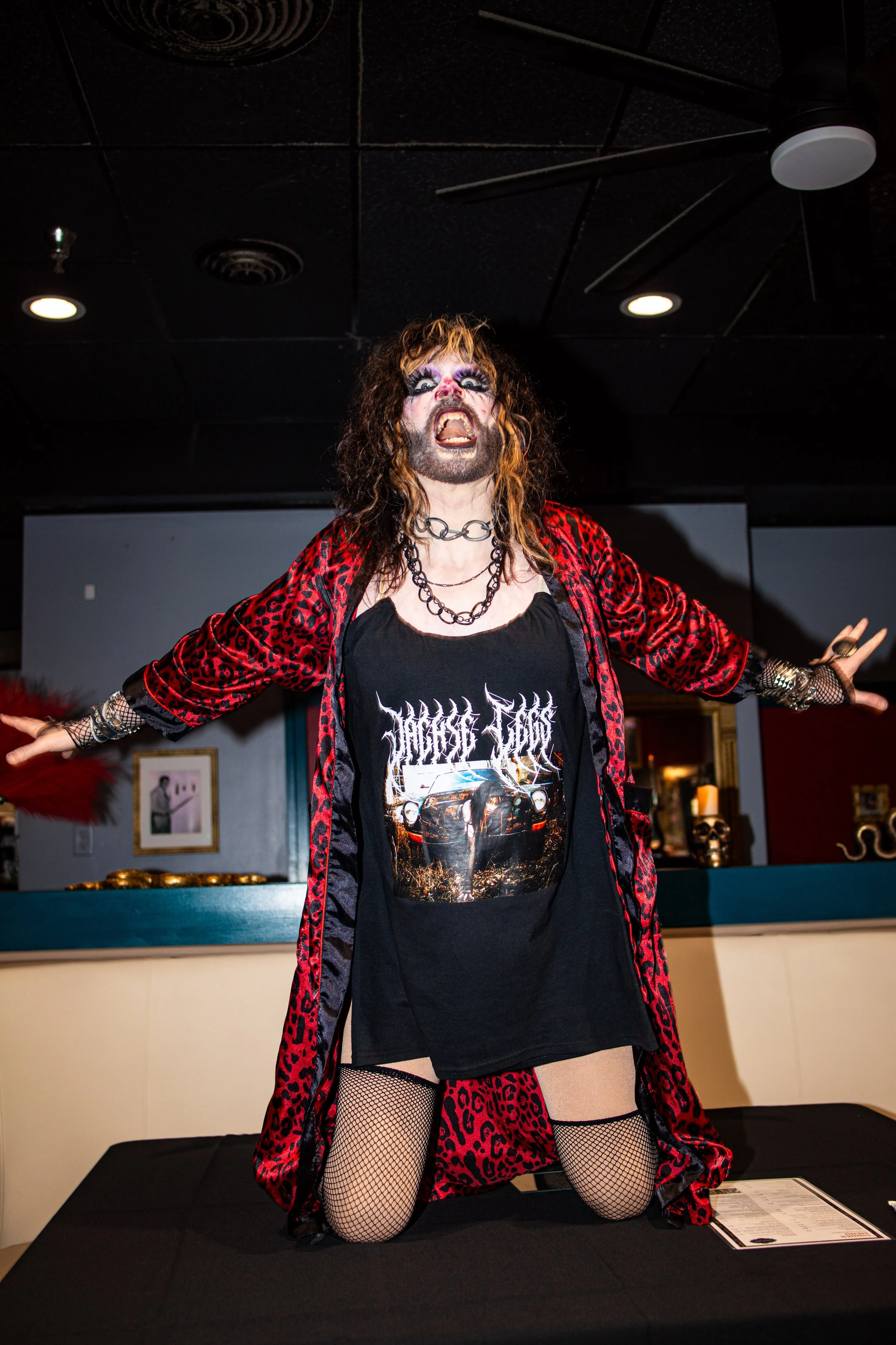jackielegsbday-080126-112.jpg