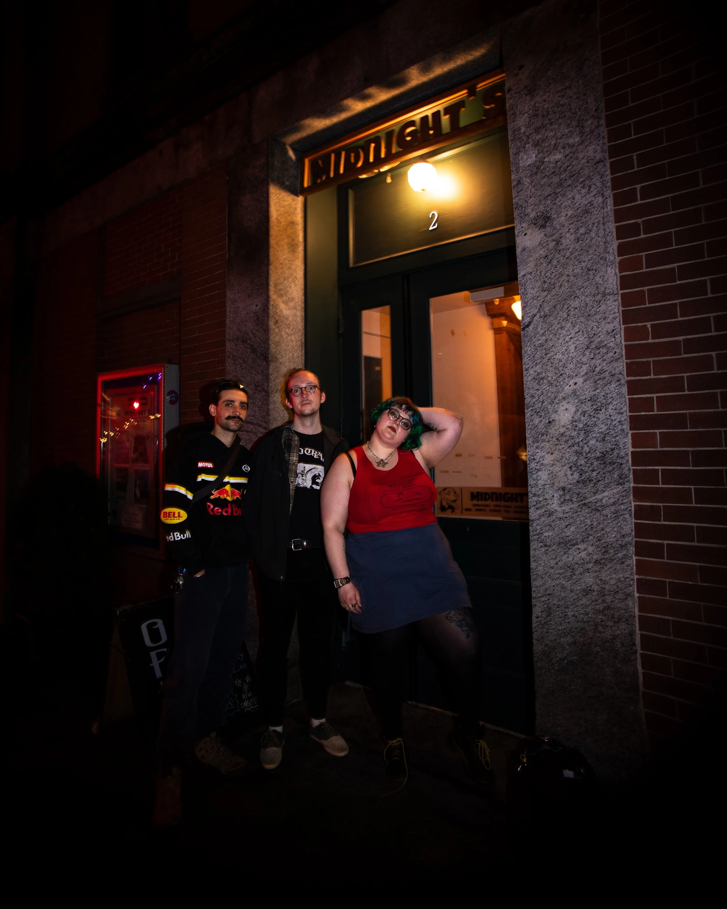 idiotsavant-050926-002.jpg