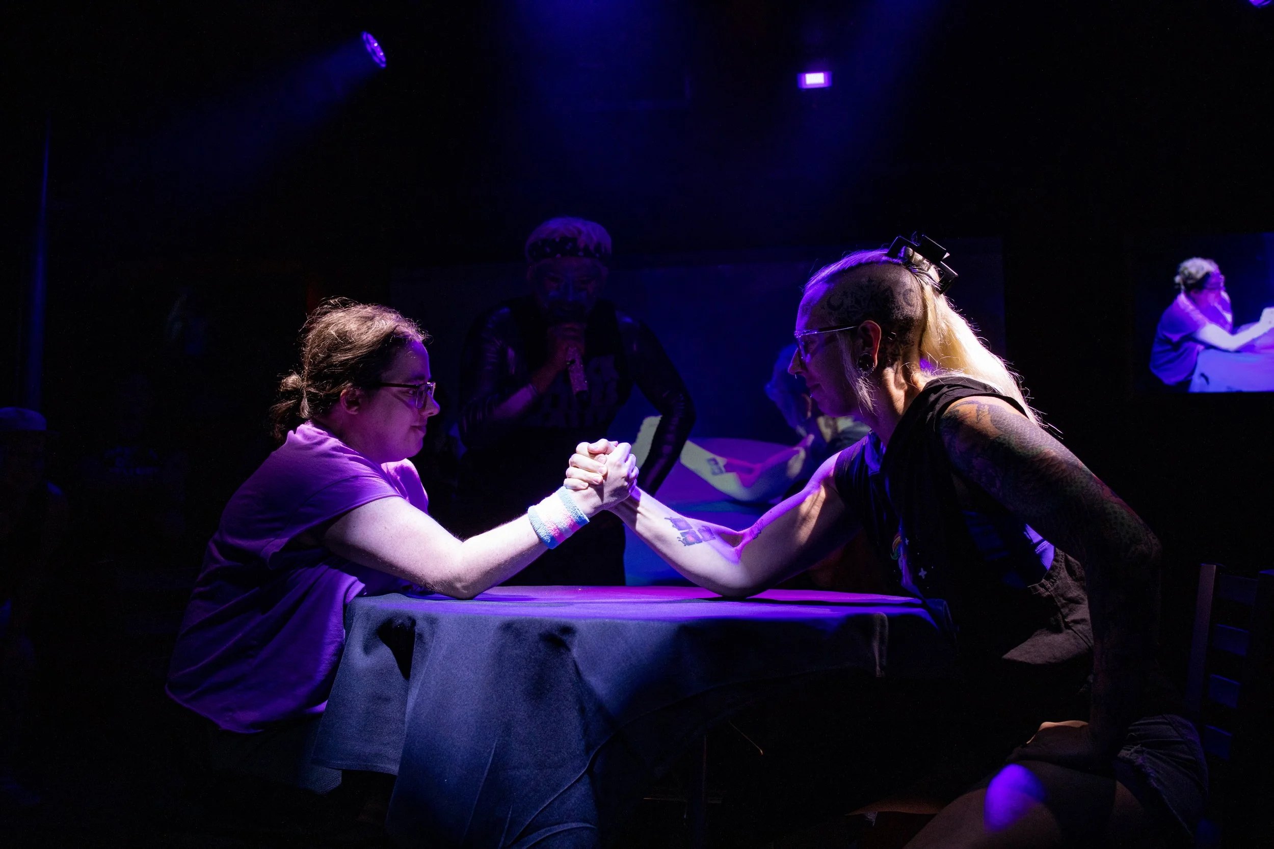 gayarmwrestling-010.jpg
