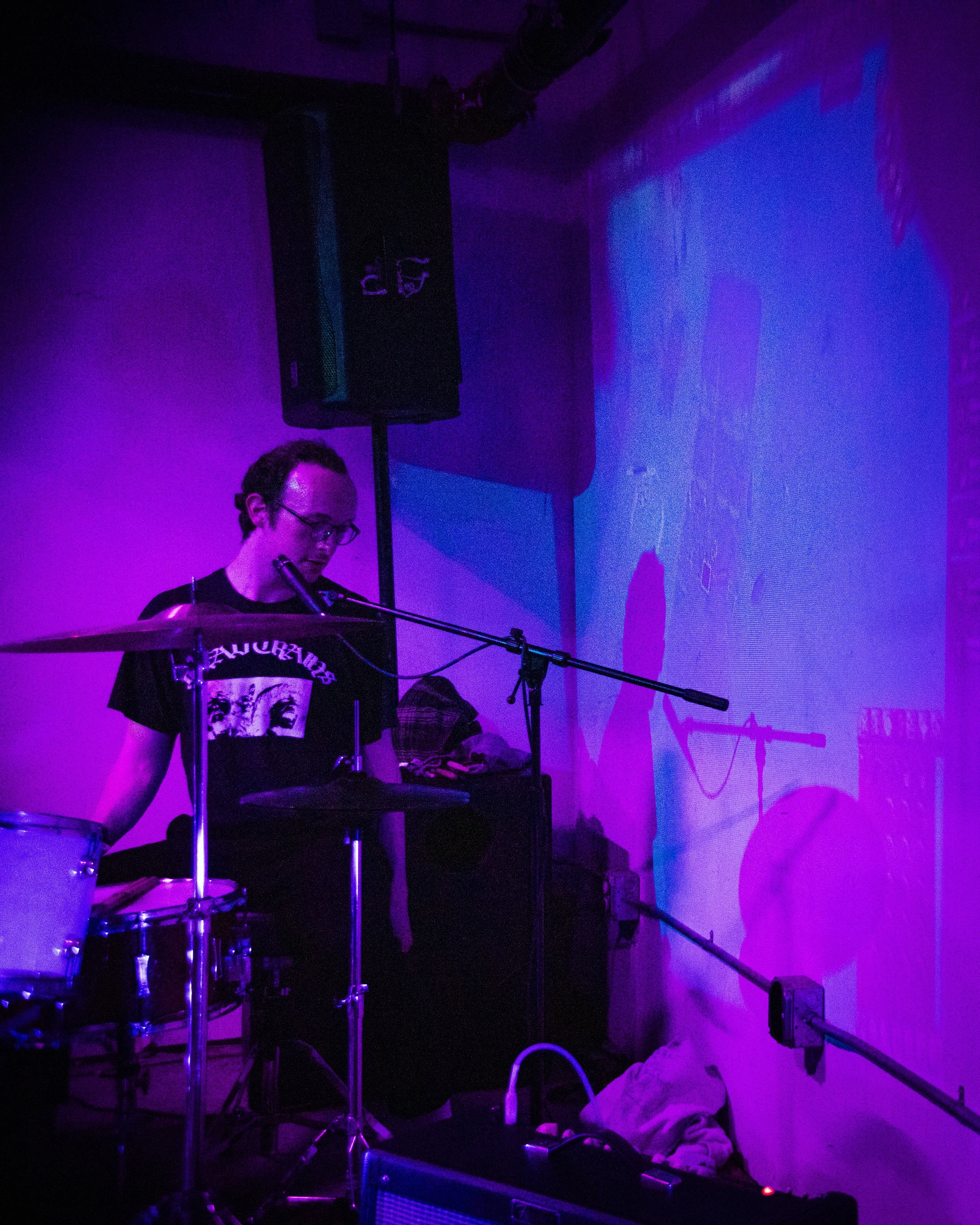 idiotsavant-050926-130.jpg