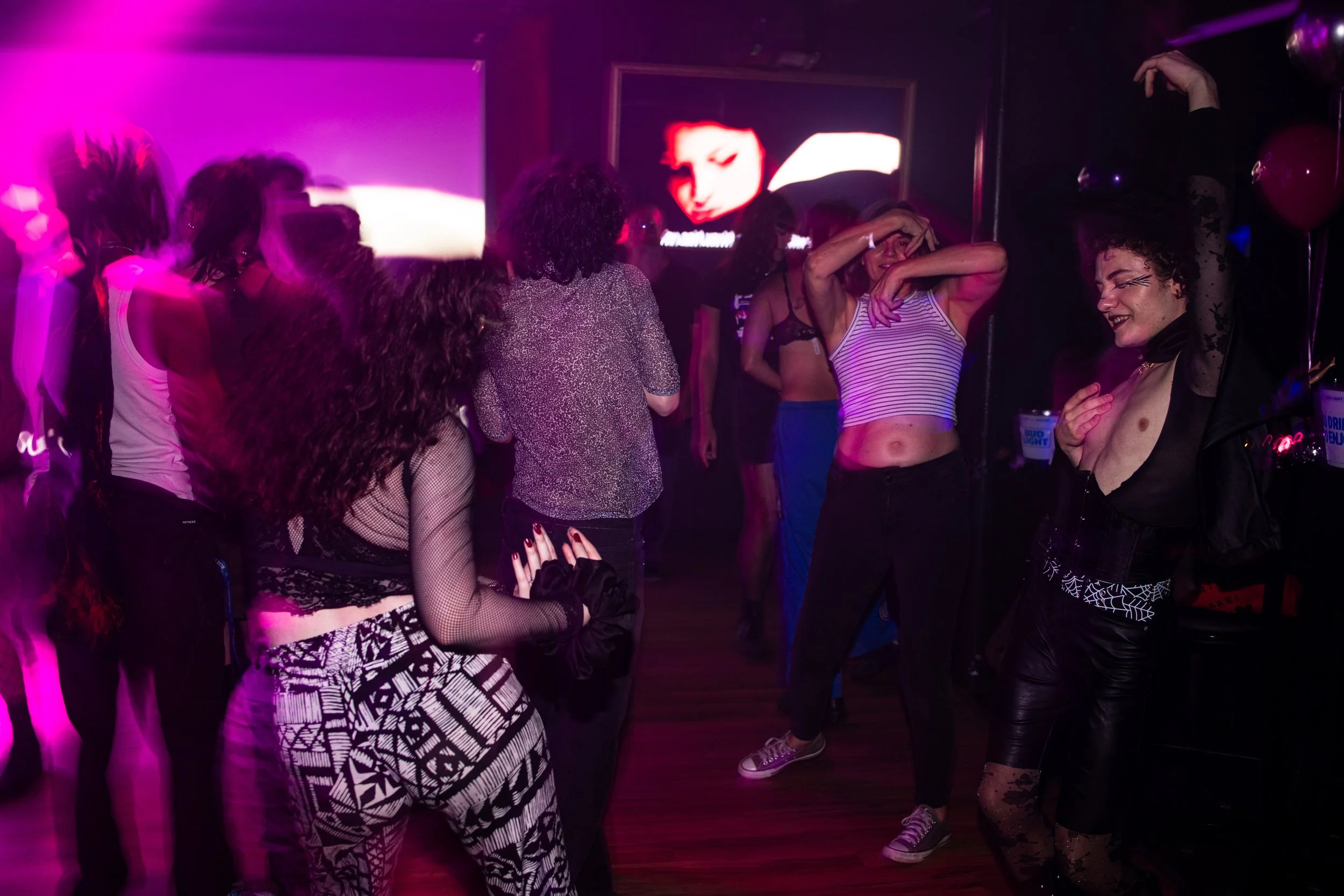 jackielegsbday-080126-035.jpg