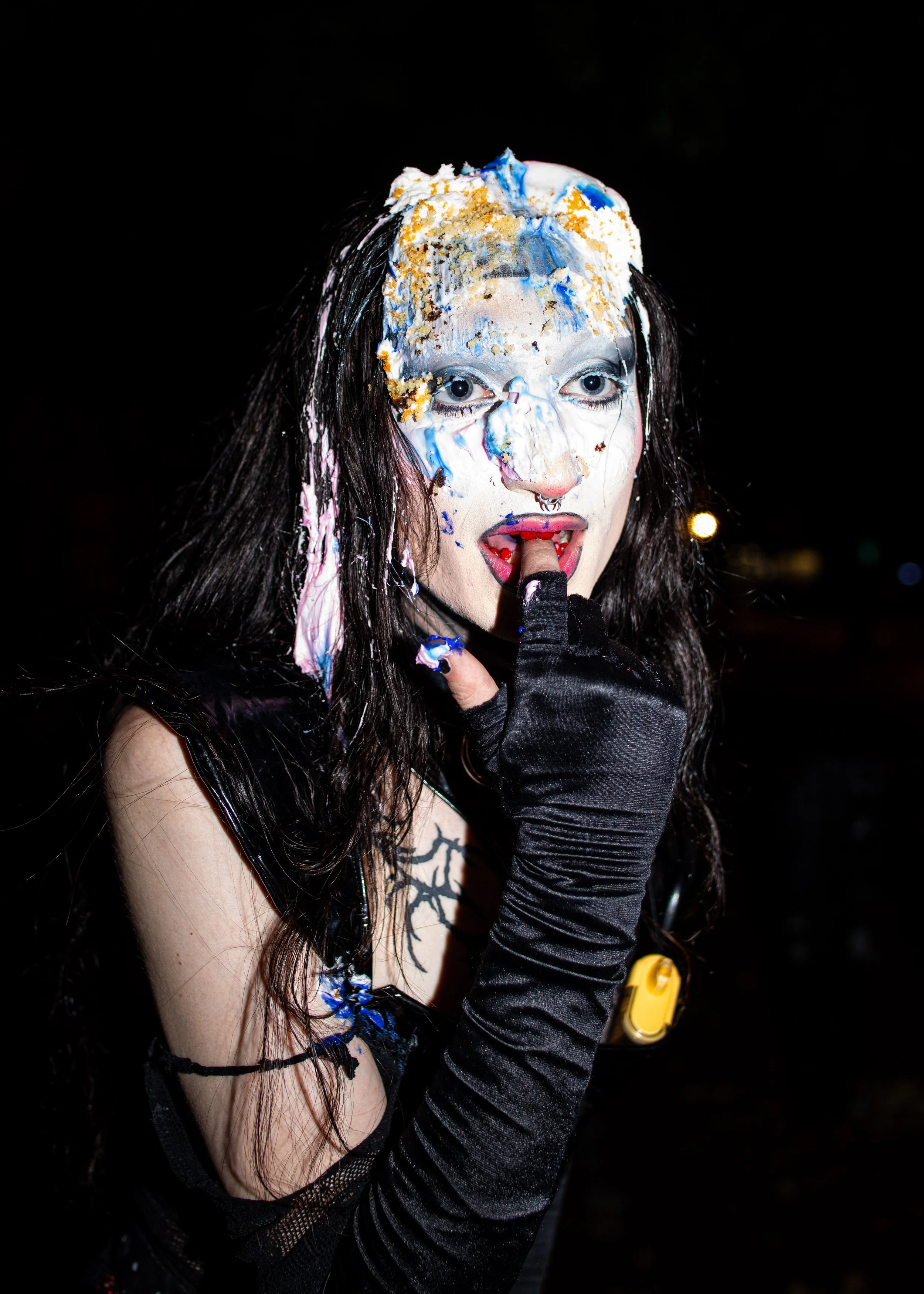 jackielegsbday-080126-145.jpg