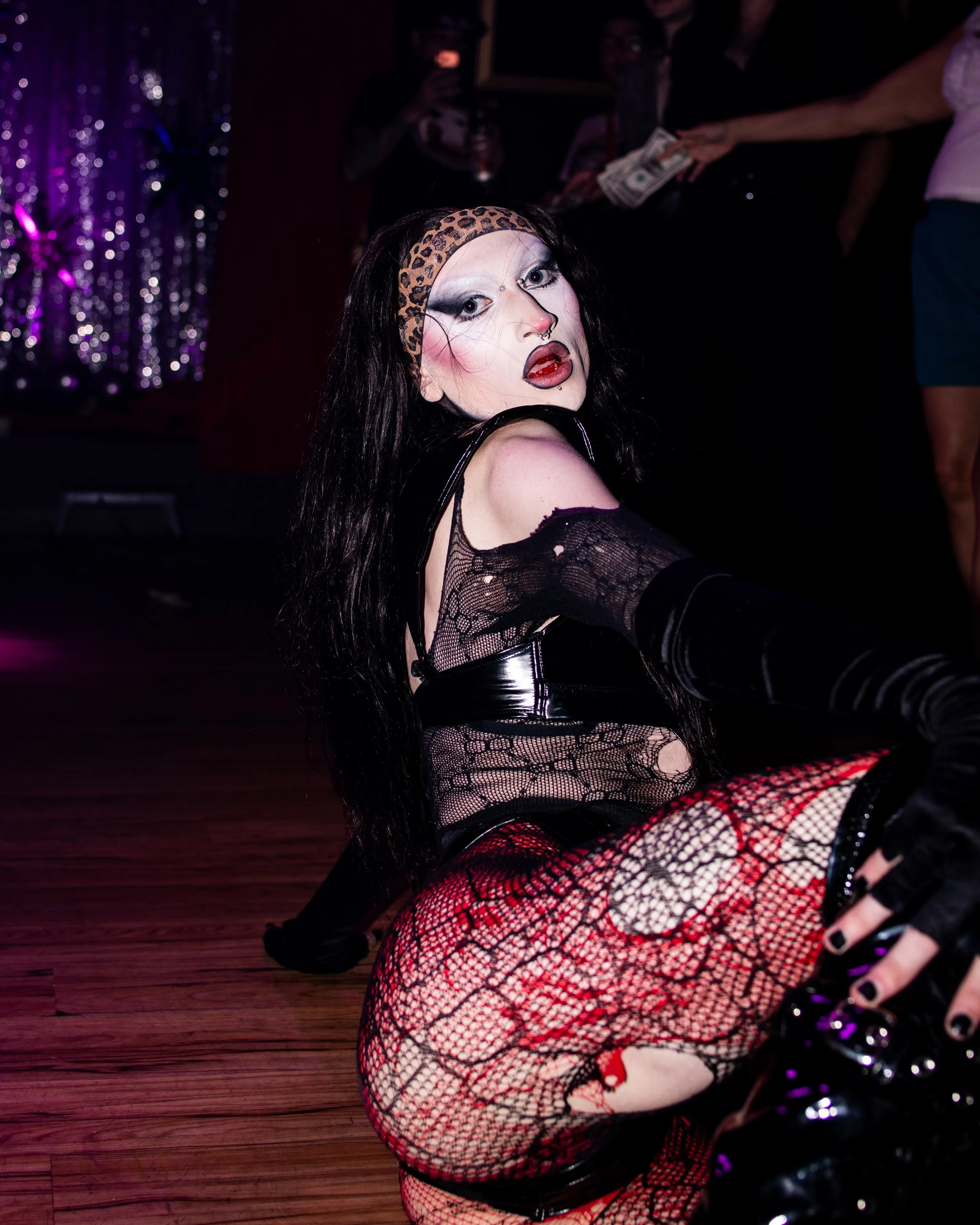 jackielegsbday-080126-054.jpg