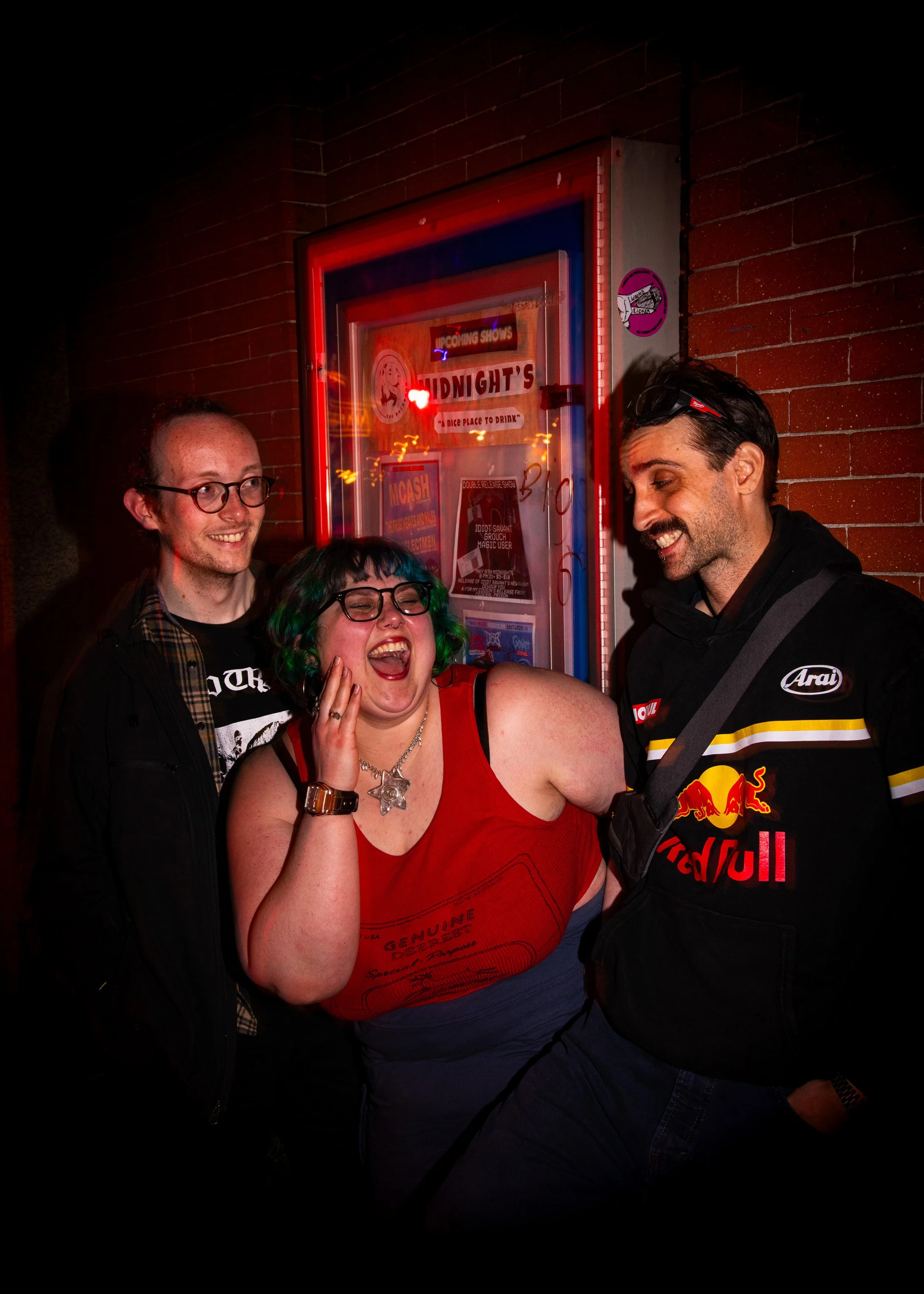 idiotsavant-050926-preview-014.jpg