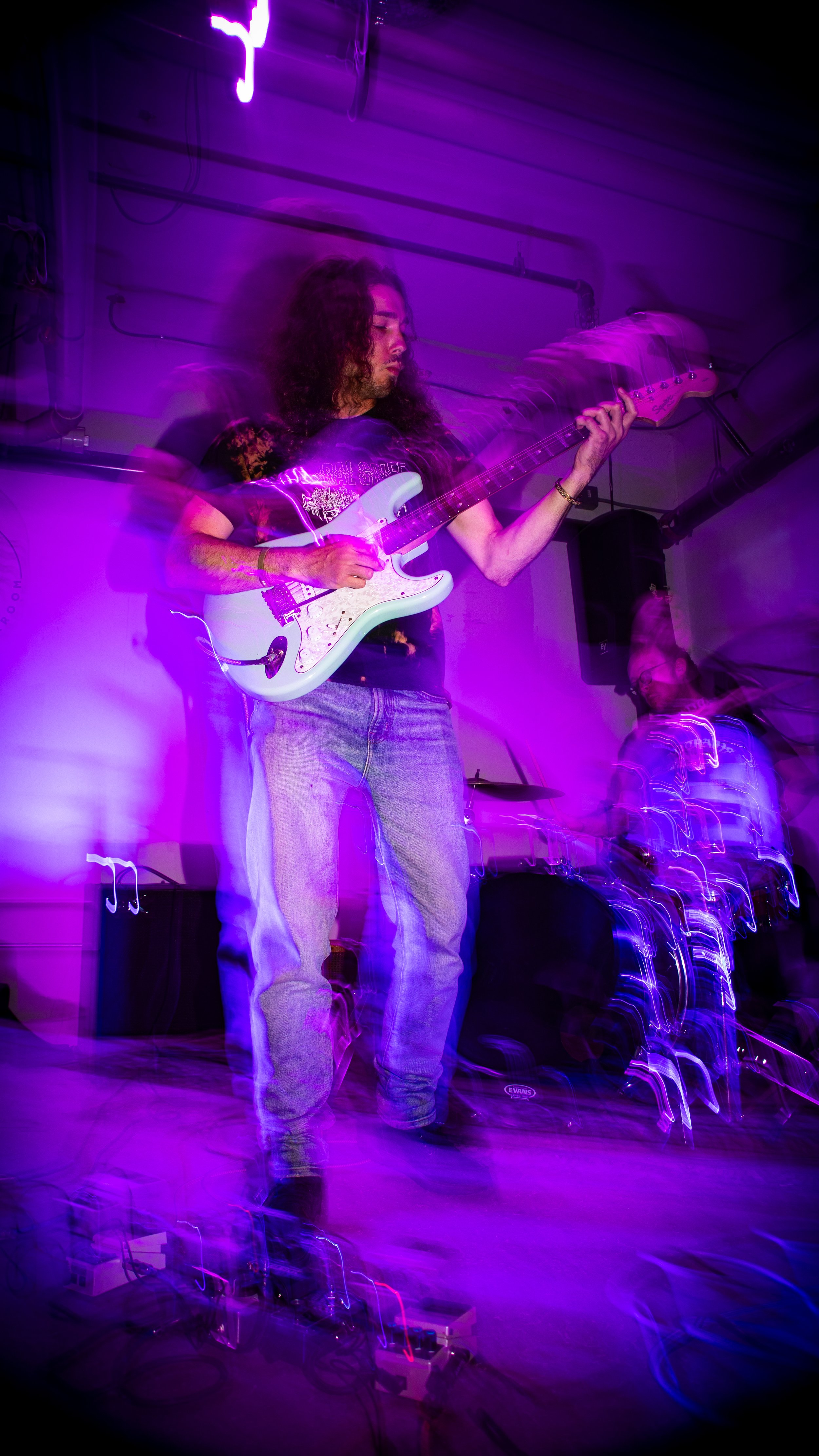 idiotsavant-050926-122.jpg