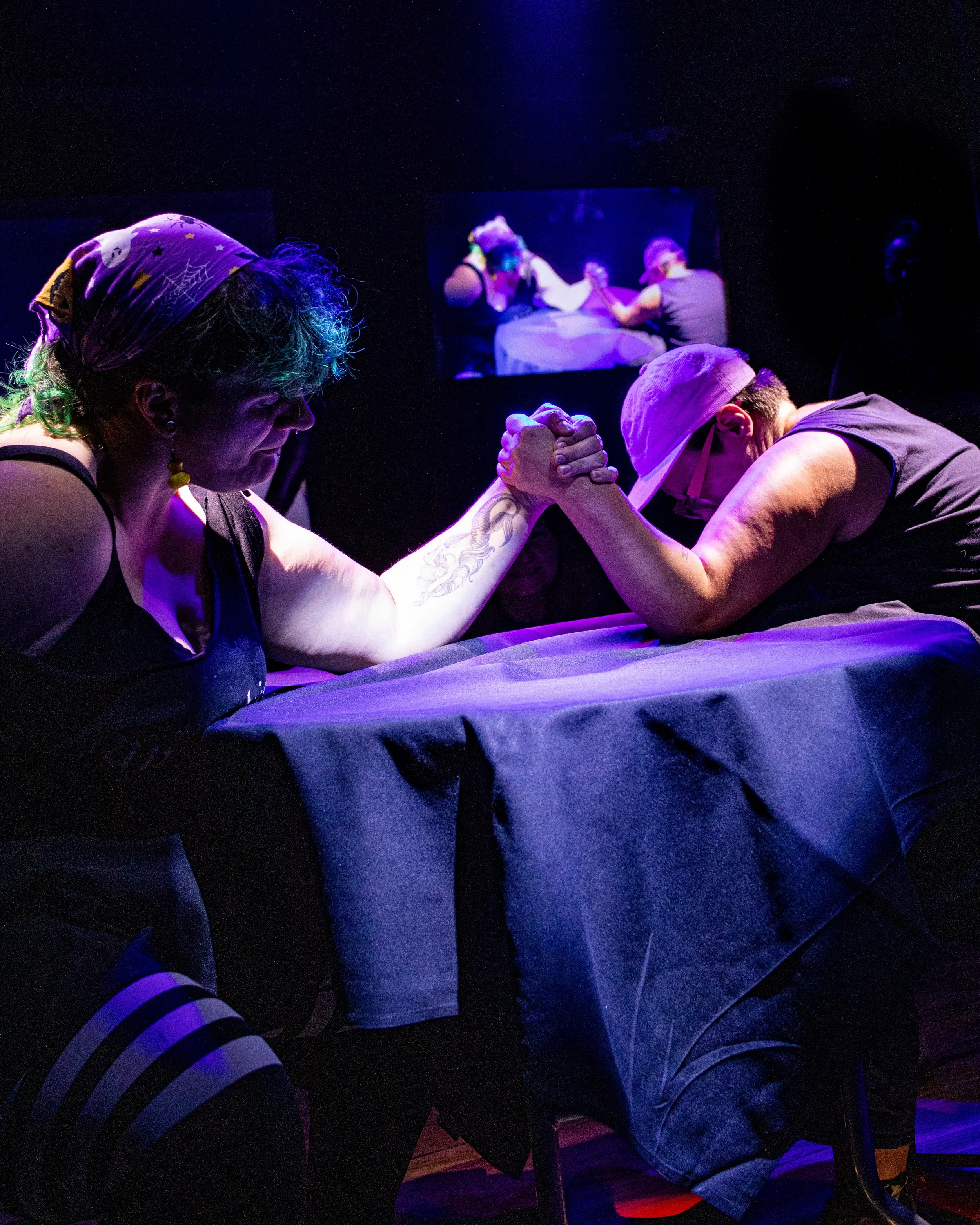 gayarmwrestling-008.jpg