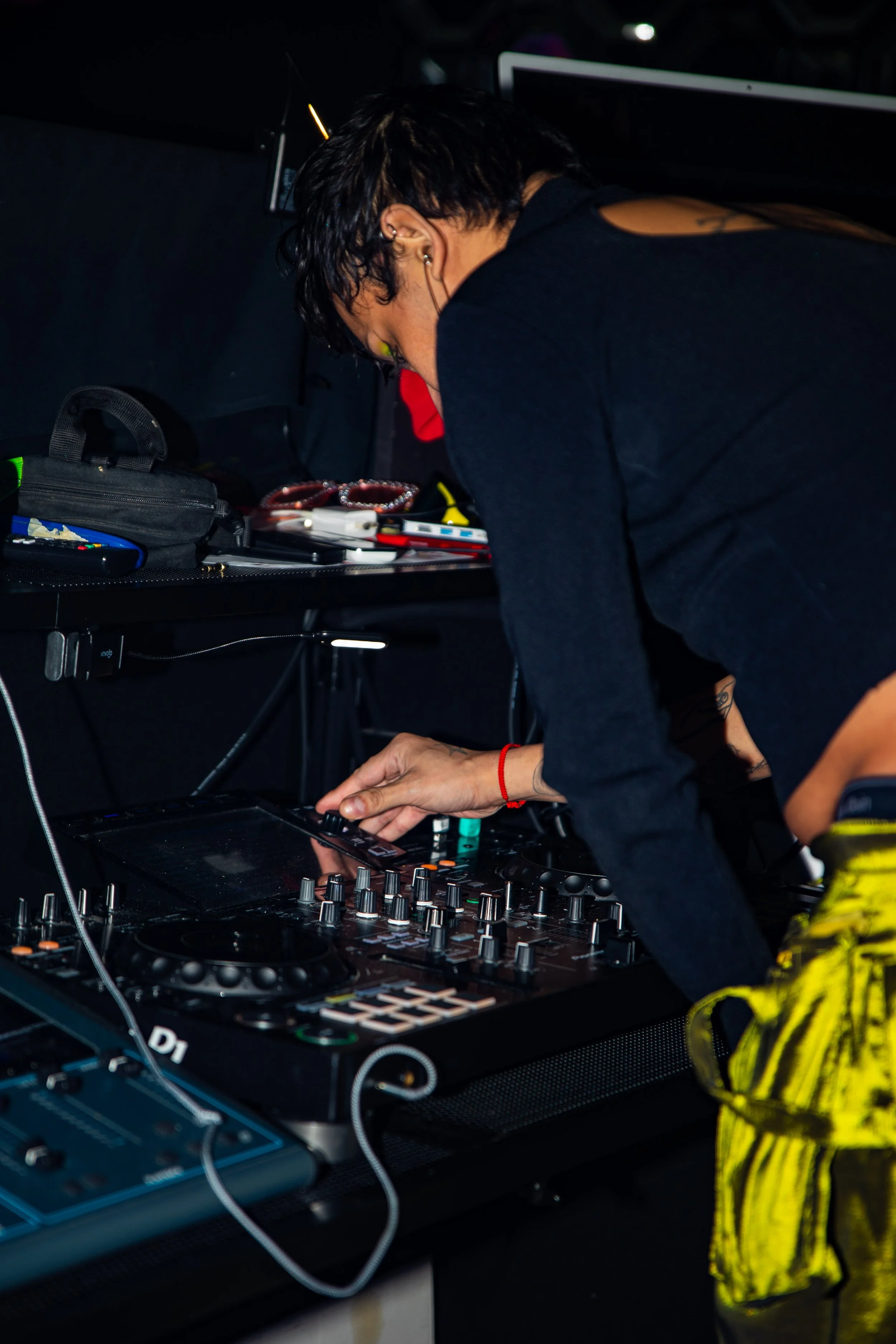 KP-AlienSuperstars-096.jpg