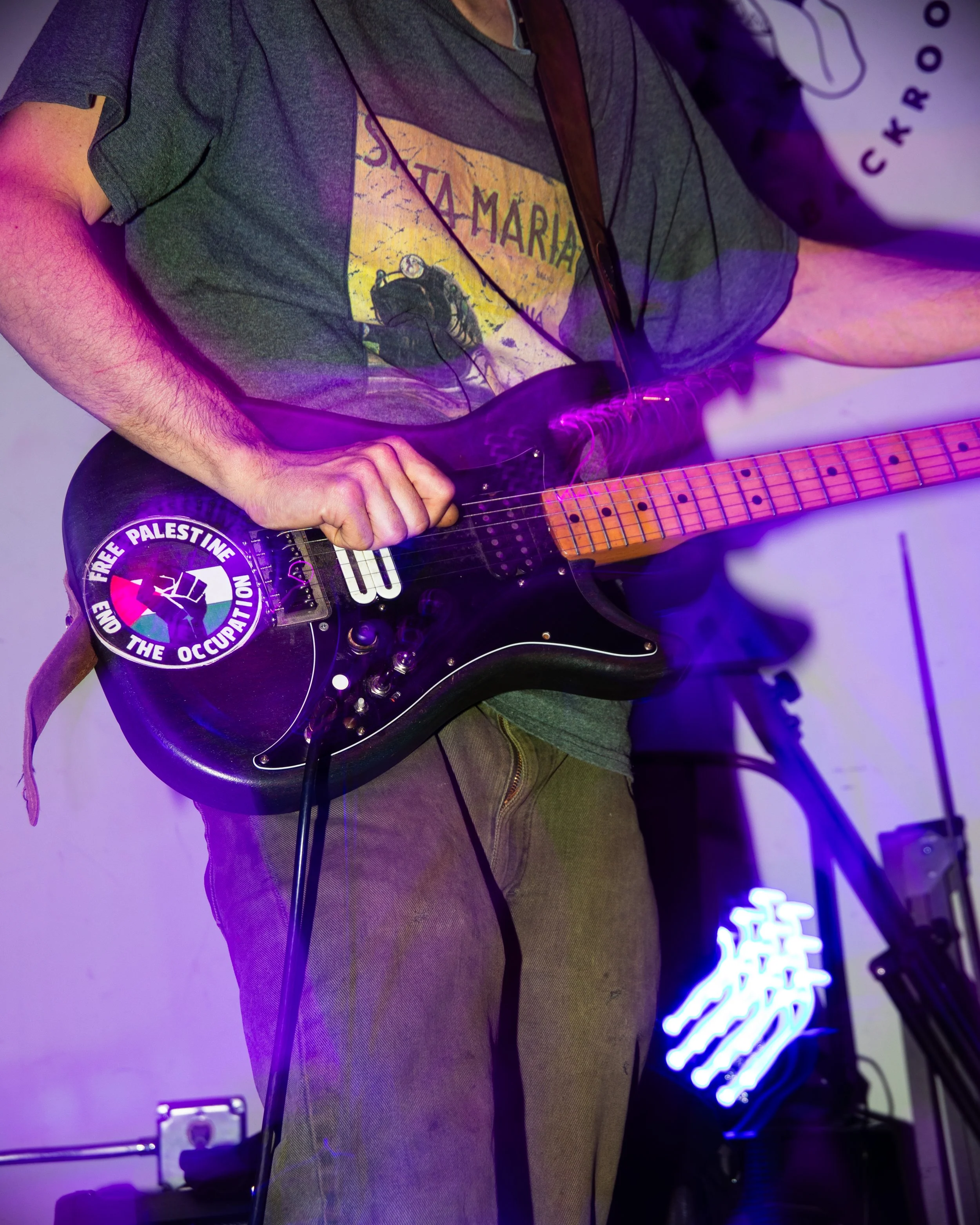 idiotsavant-050926-080.jpg
