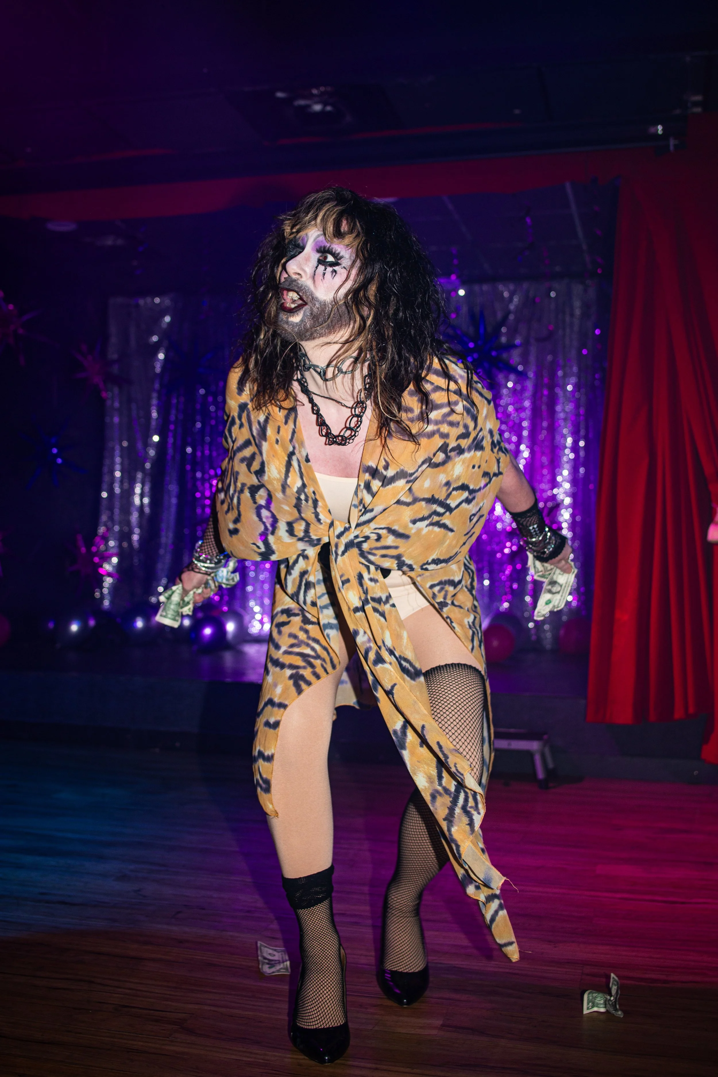 jackielegsbday-080126-105.jpg
