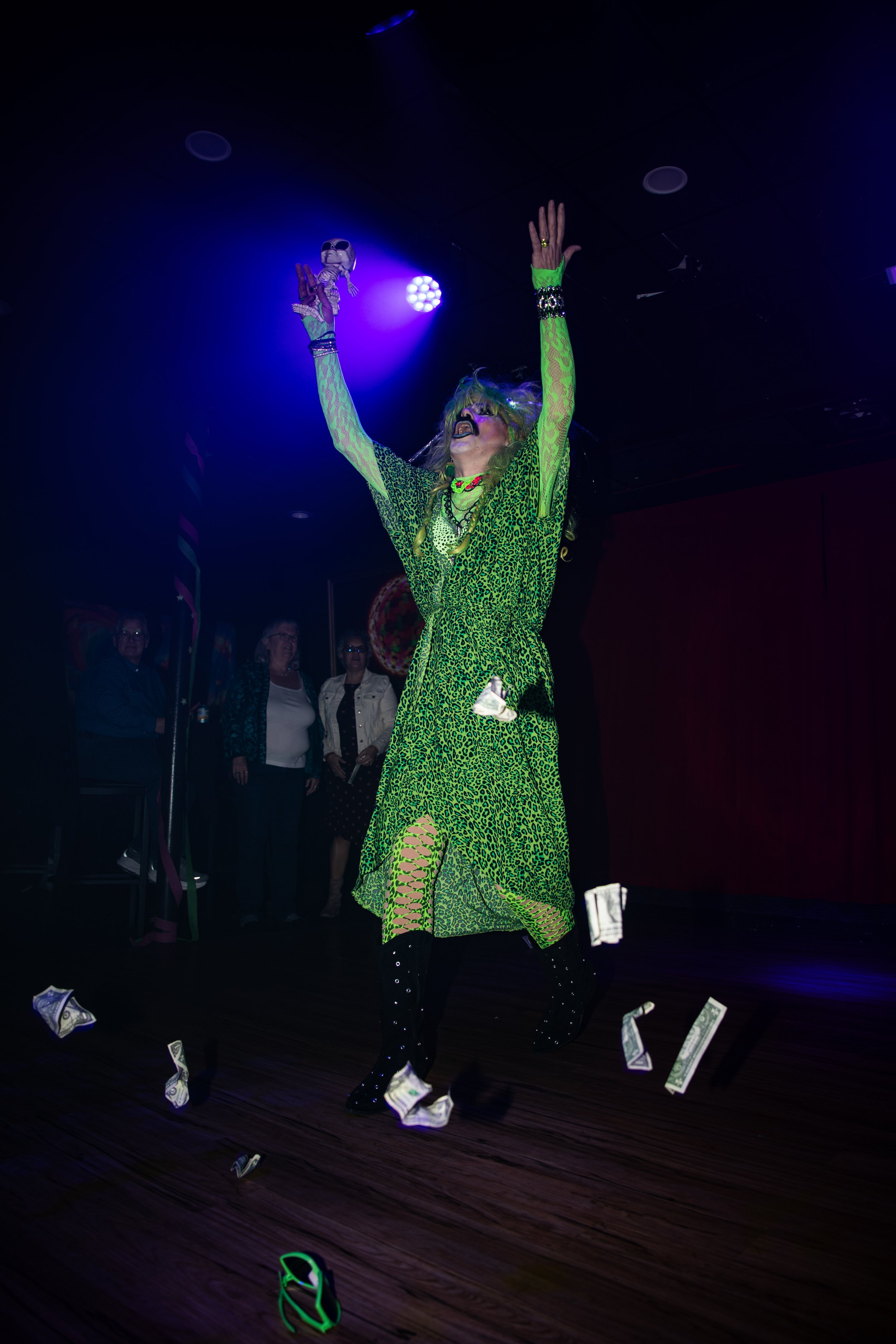 KP-AlienSuperstars-024.jpg