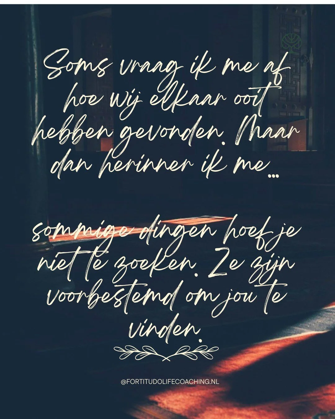 Ik geloof dat alles met een reden gebeurt. Dat sommige dingen gewoon op je pad worden gegooid om je te helpen nieuwe inzichten te krijgen, of om je te laten groeien als mens. Om je te laten weten dat je er niet alleen voor staat. Het kan van alles zi