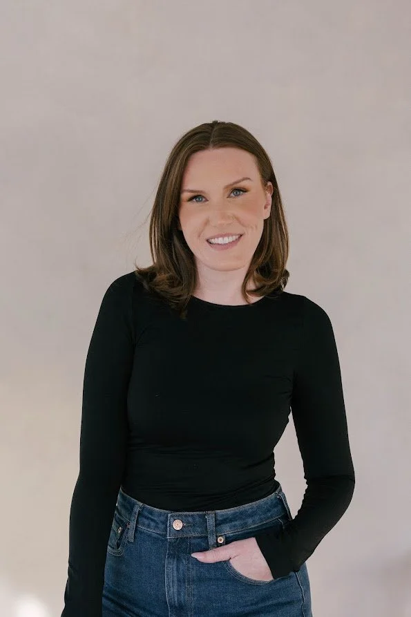 woman, red hair, smiling