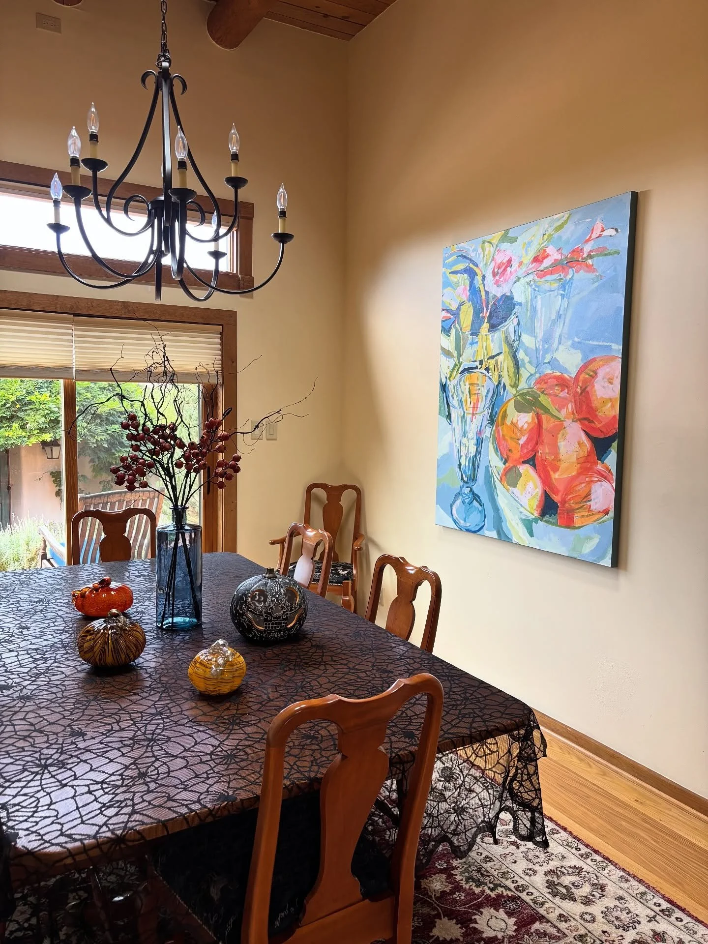This collector fell in love instantly — and we can see why 🧡 Vibrant color and modern energy make this Maddie Grace painting feel perfectly at home in every season.