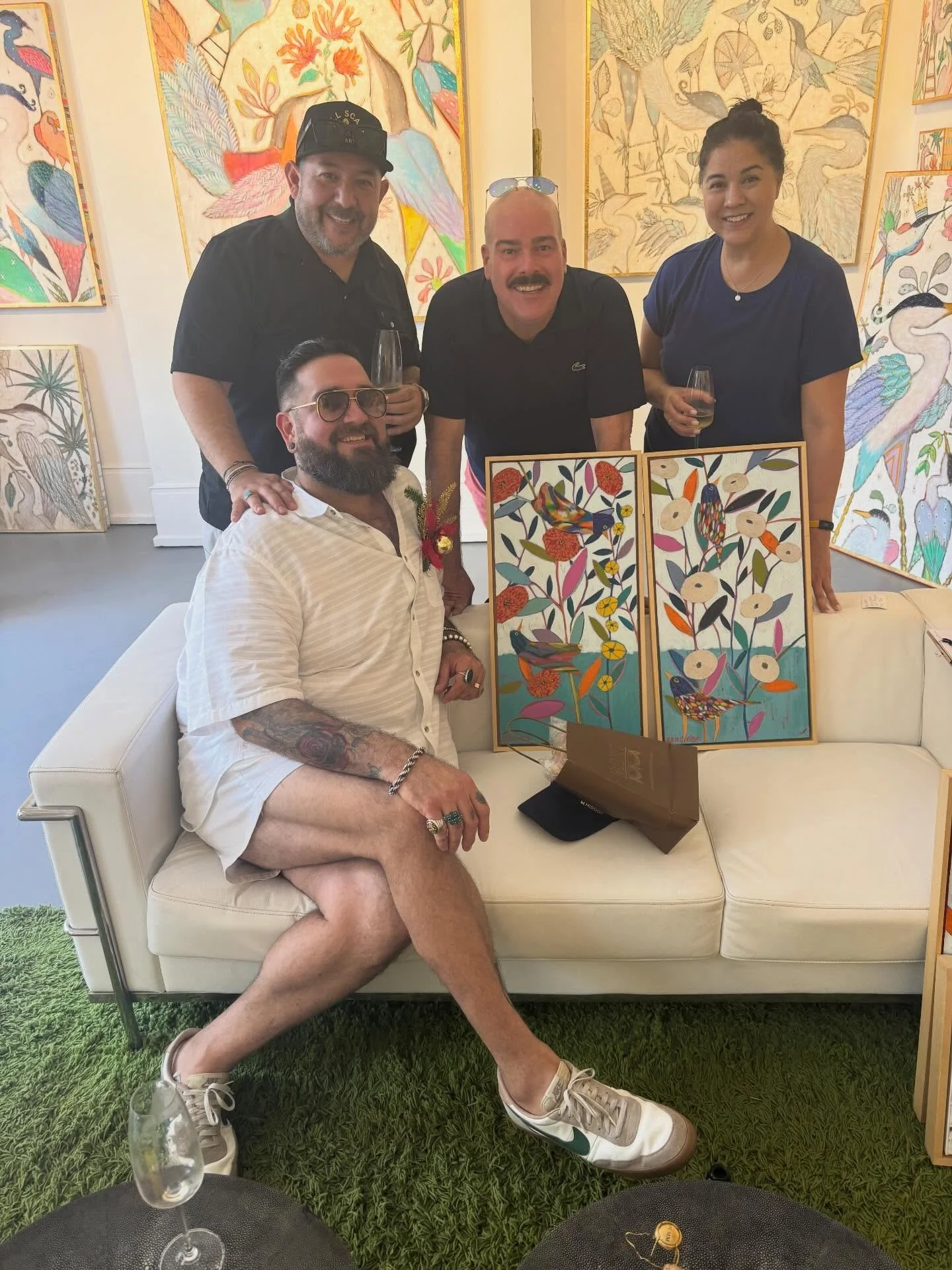 Love me some happy shoppers and new clients !! Welcome to the Orange Family. May all your pain be champagne 🍾