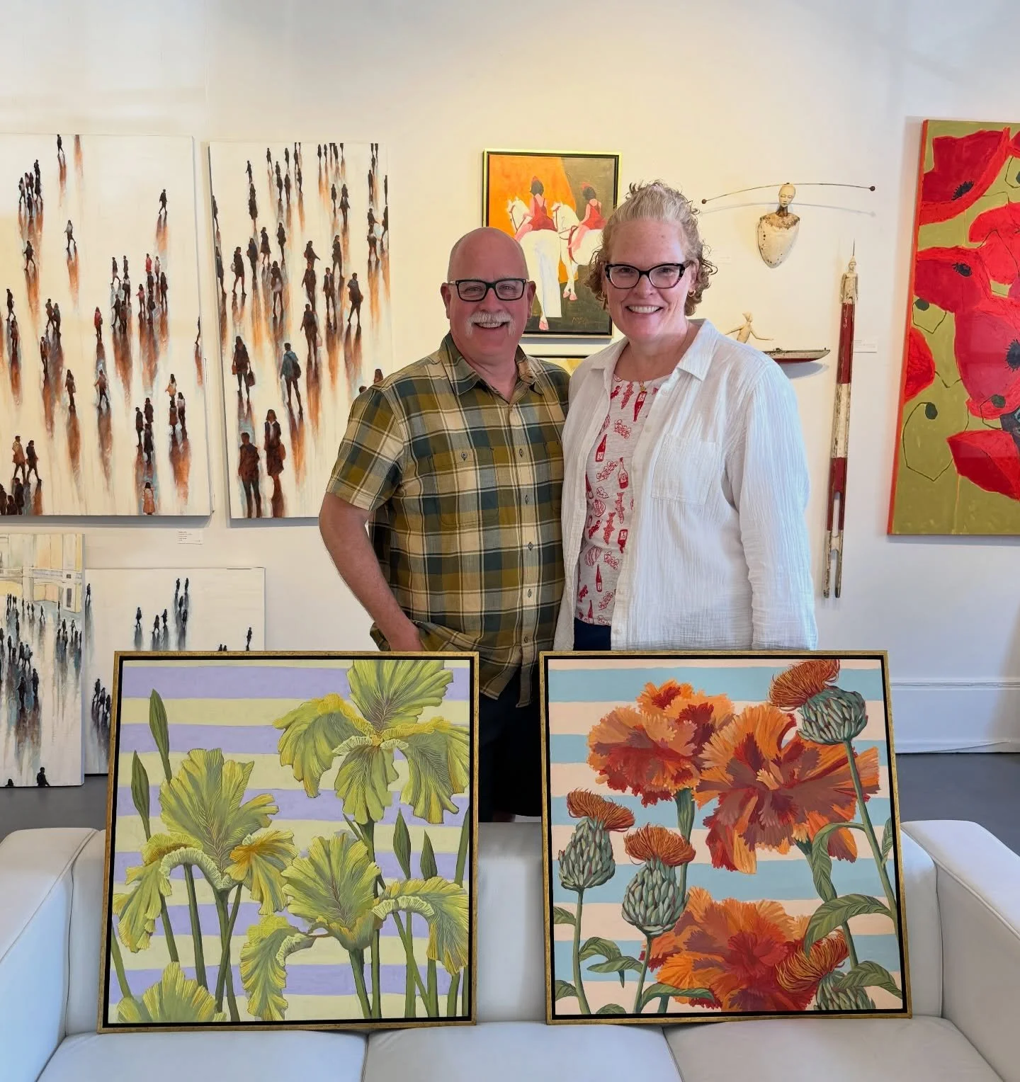 A perfect match👌✨ These two Linda Moss paintings found their people. 

We love being part of moments like this 🧡